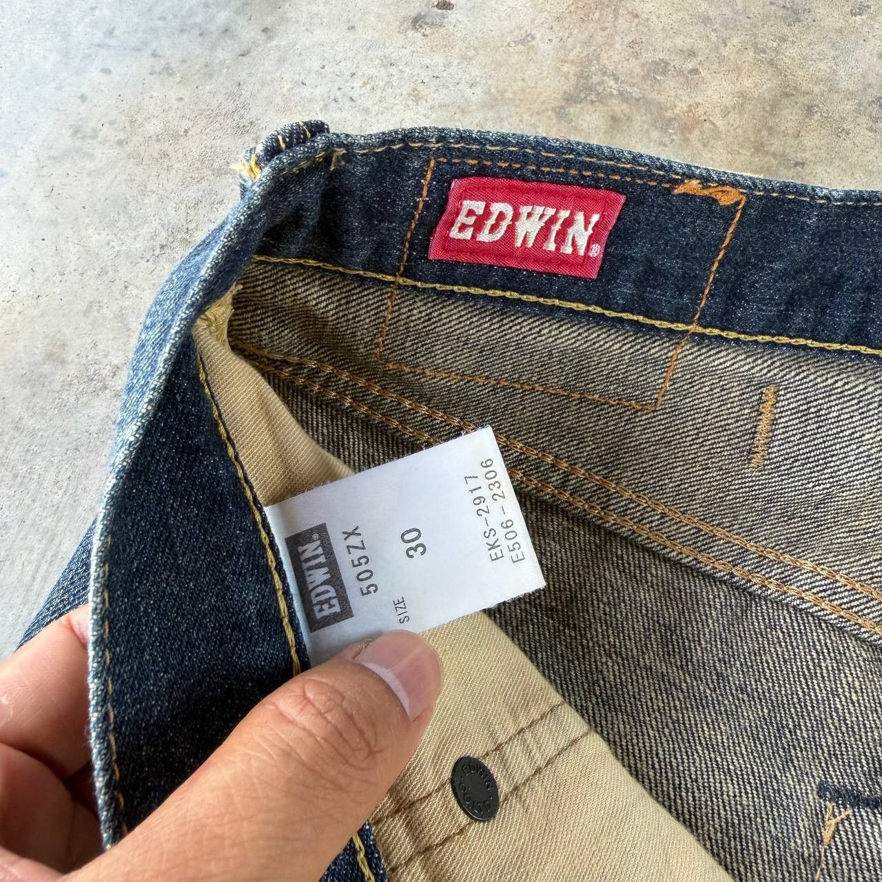 Edwin VINTAGE EDWIN 505ZX BUCKLE BACK REDLINE DISTRESSED HONEYCOMB Size US 30 / EU 46 - 12 Thumbnail