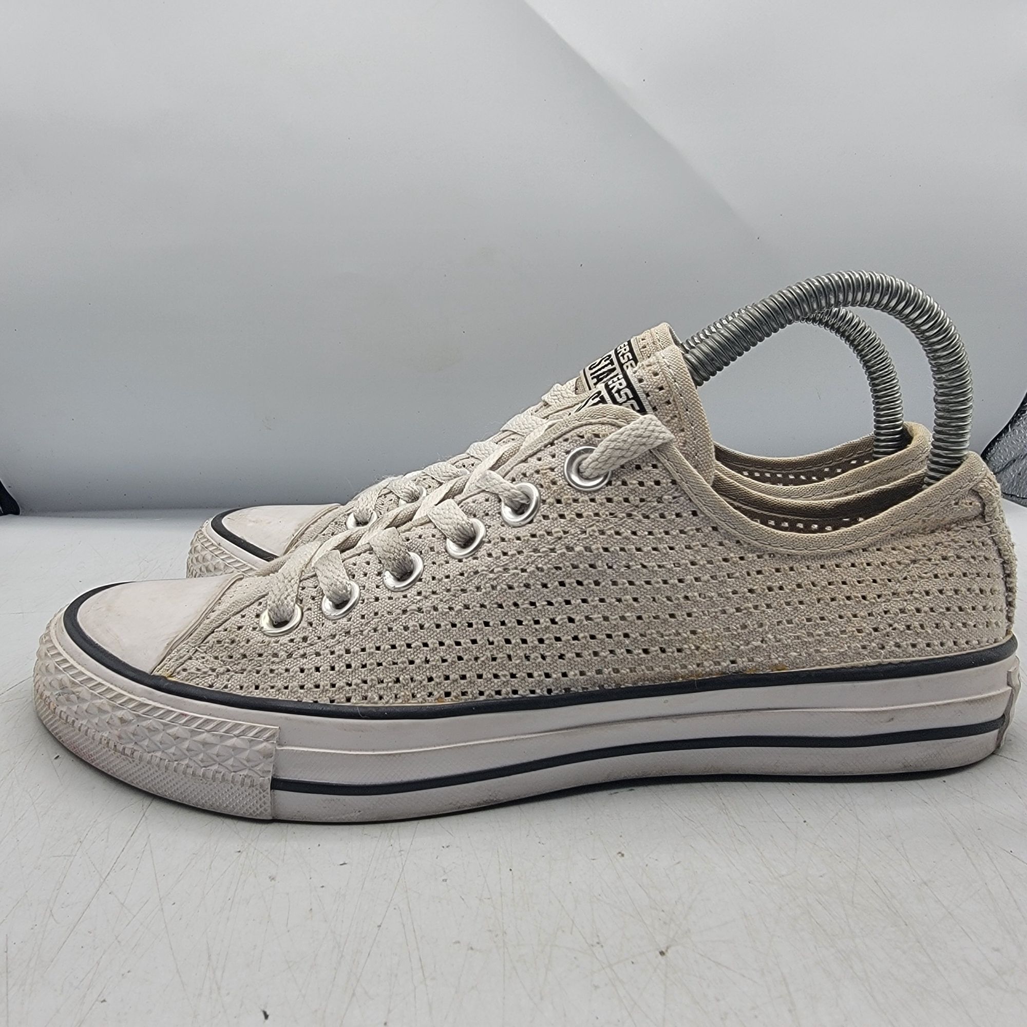 Converse Converse Chuck Taylor All Star Low Top Perforated Womens Siz Size US 7.5 / IT 37.5 - 12 Thumbnail