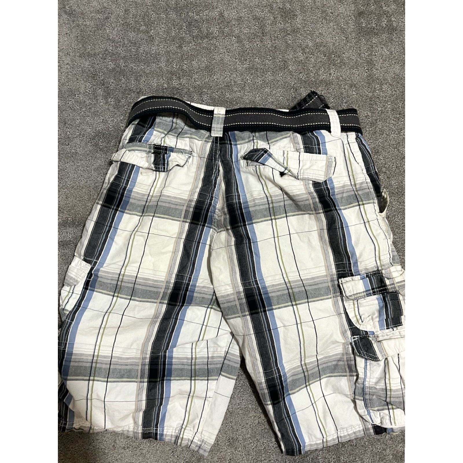 Lee Lee Cargo shorts Men 33 x 11 White Blue Plaid Belted Cargo Solid Cotton Multi Color Casual 90s American Army Beach Outdoor Mens Size US 33 - 2 Thumbnail