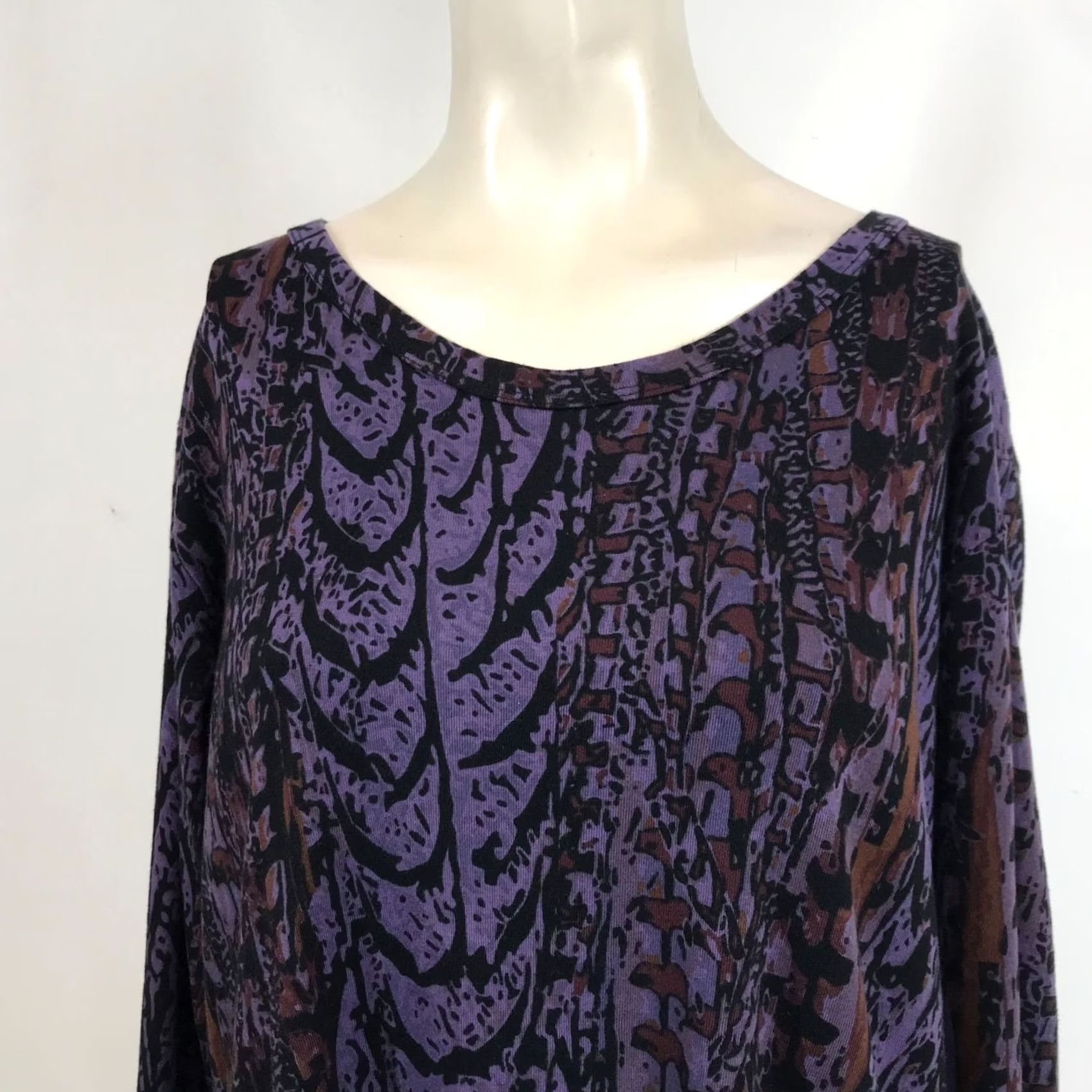 Vintage PRAIRIE COTTON Womens Medium Purple Long Sleeve V Neck 100% Cotton Top Shirt Size M / US 6-8 / IT 42-44 - 2 Thumbnail