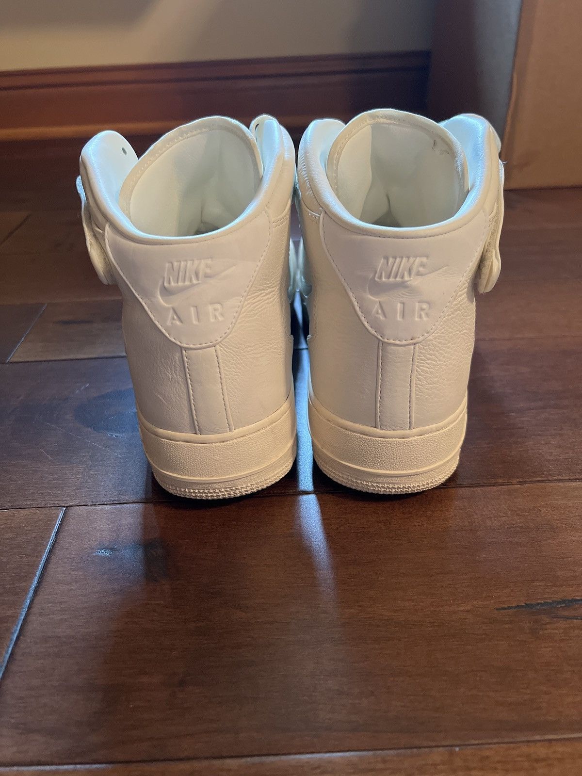 Jordan Brand Jordan 1 Mid ‘Jewel’ 2017 Size US 13 / EU 46 - 4 Thumbnail
