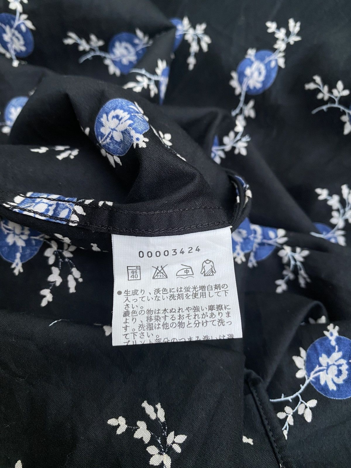 agnes b. Agnes B Sakura Flower Motive Single Pocket Hawaiian Shirt Size US M / EU 48-50 / 2 - 5 Thumbnail