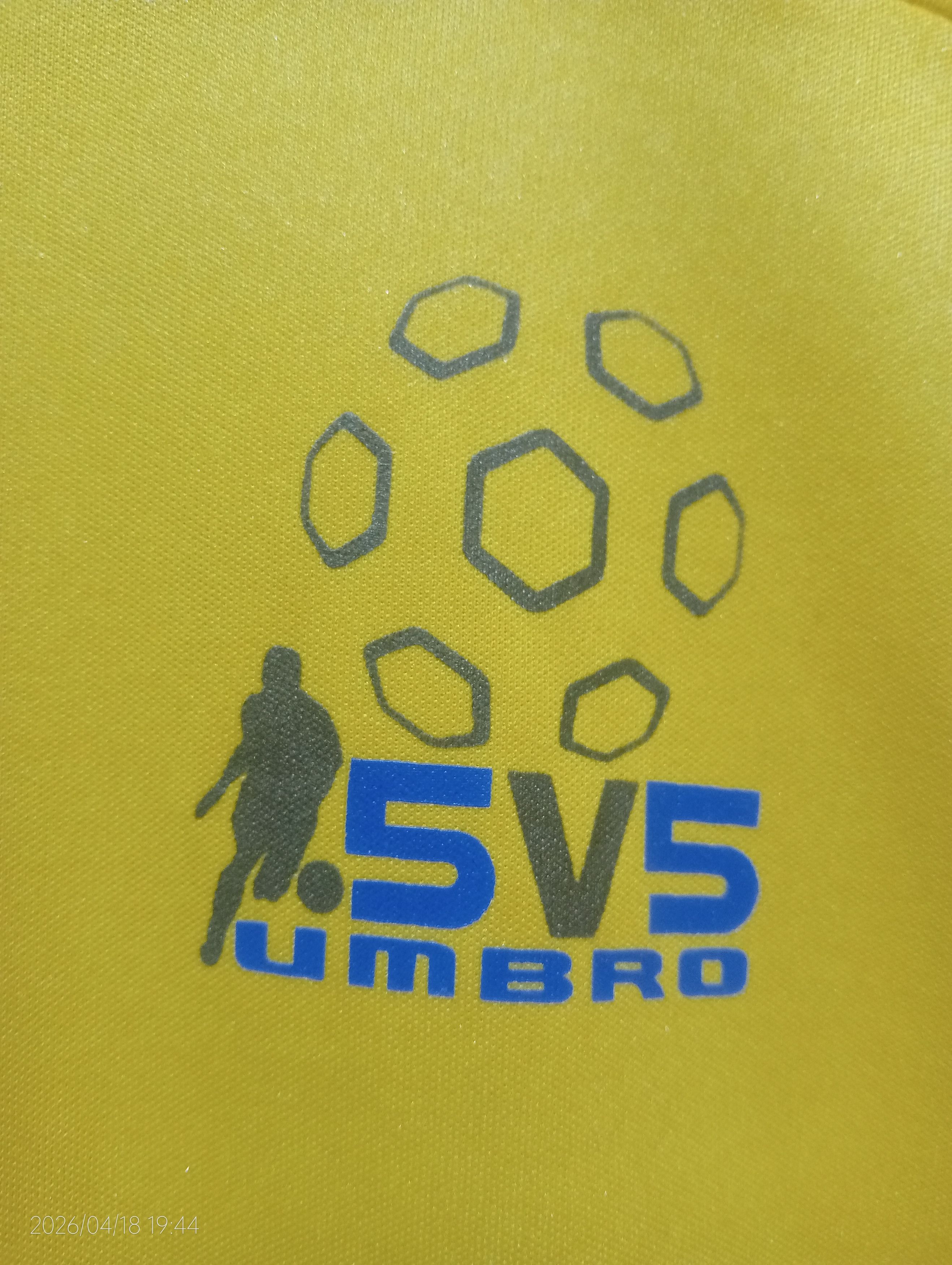Umbro Vintage Umbro 5V5 V Neck Jersey Very Rare Size US L / EU 52-54 / 3 - 7 Thumbnail