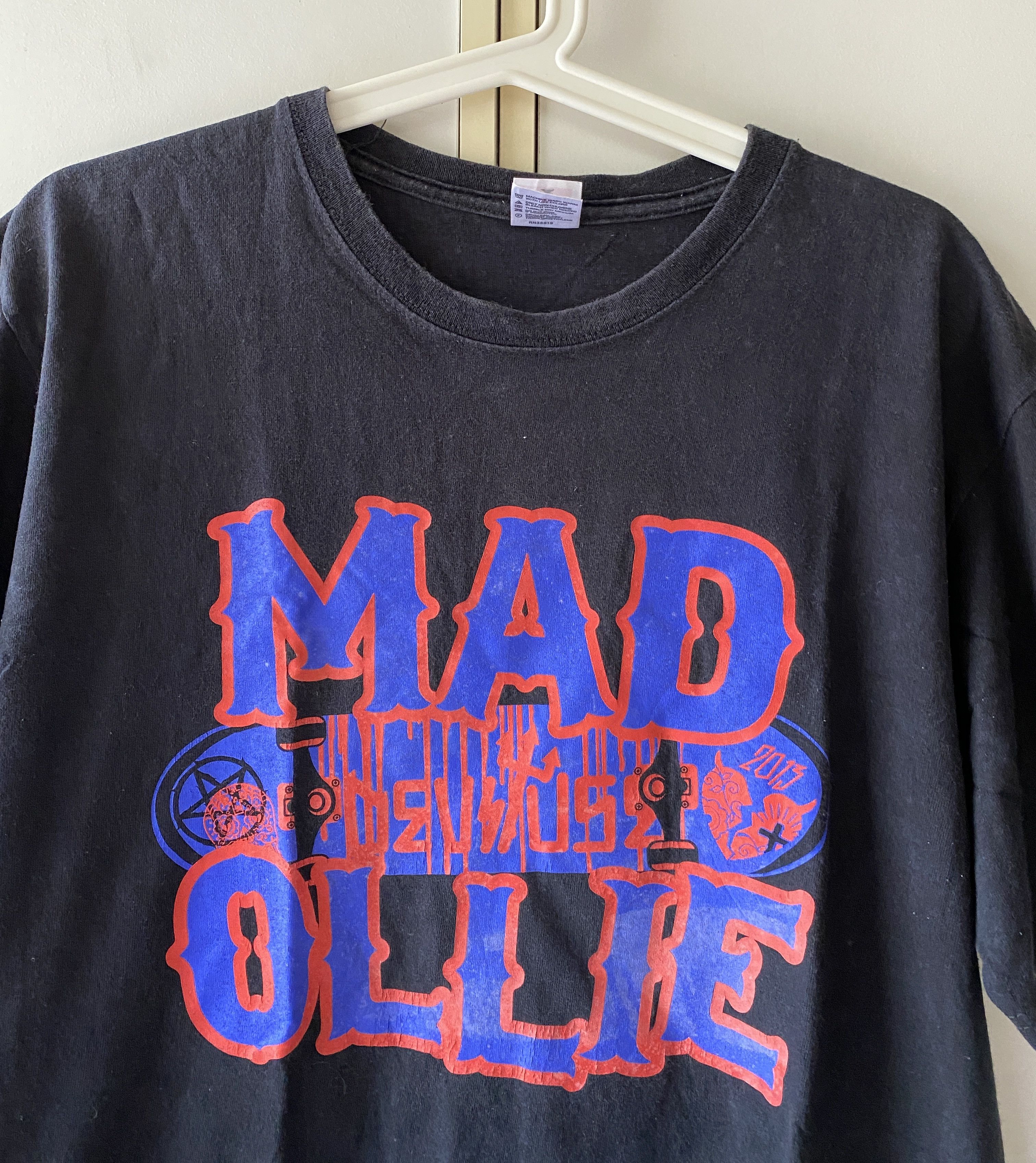 Band Tees Y2K MAD OLLIE BAND T SHIRT Size US M / EU 48-50 / 2 - 3 Thumbnail