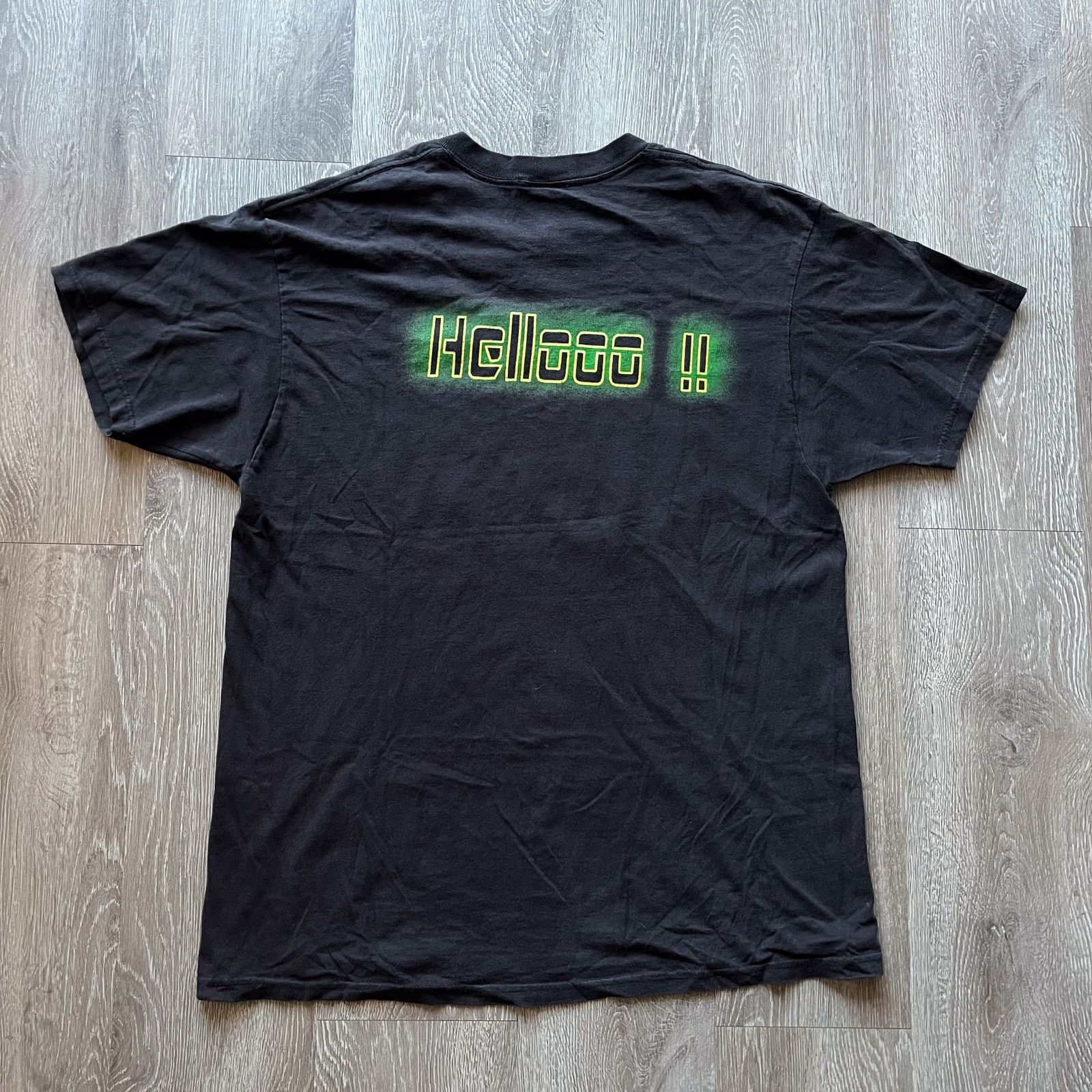 Vintage Vintage 90s Looney Tunes UFO Alien All Over Print T Shirt Size US L / EU 52-54 / 3 - 4 Thumbnail