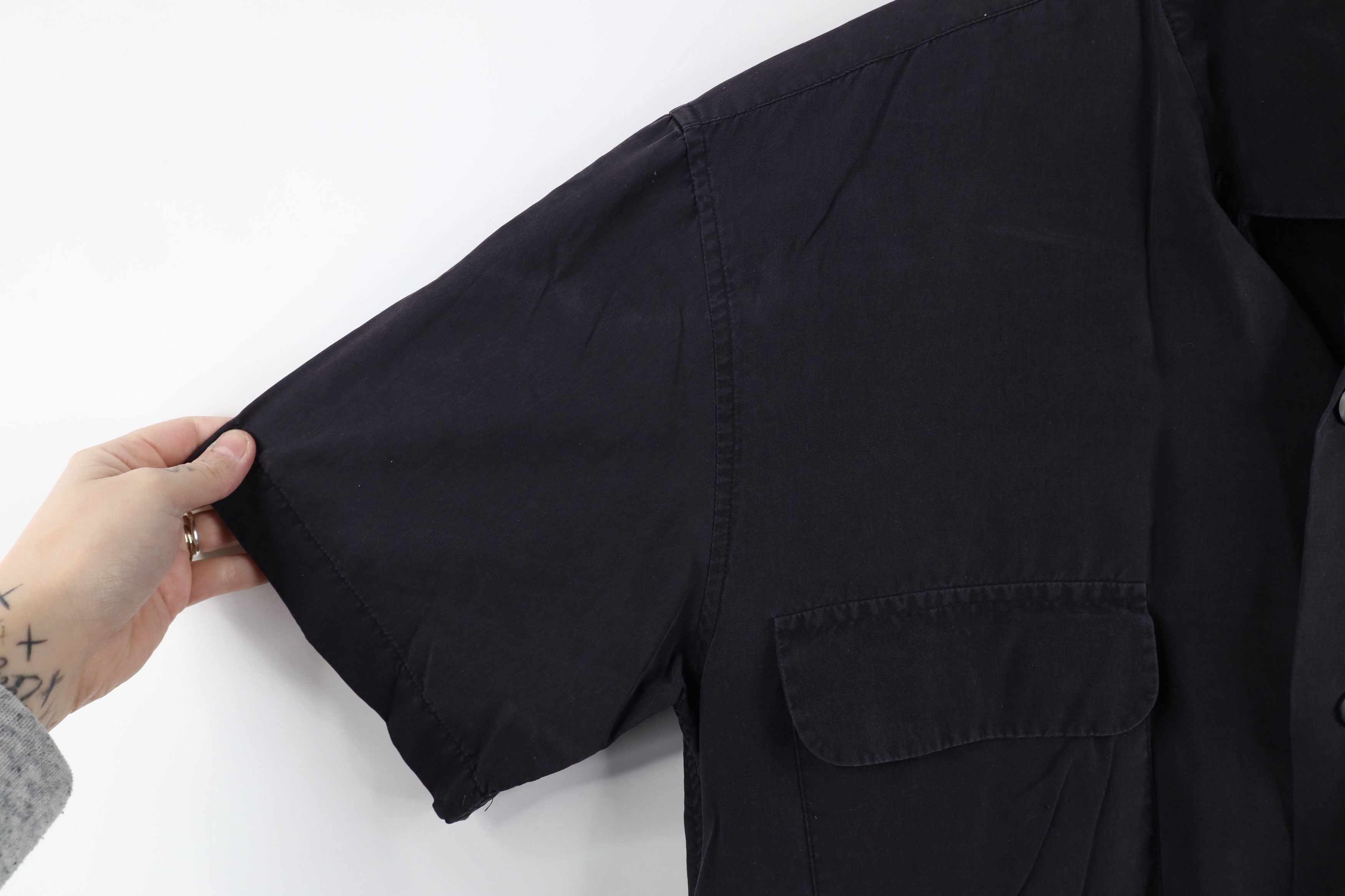 Vintage Vintage 90s Streetwear Looped Board Button Shirt Black Size US S / EU 44-46 / 1 - 9 Thumbnail