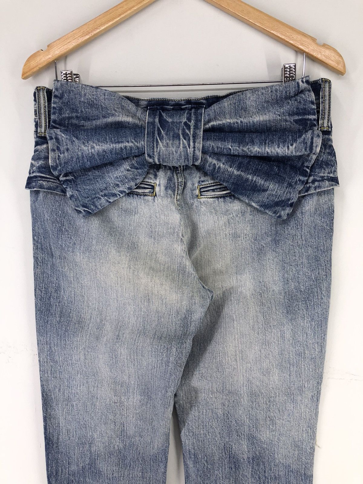 Japanese Brand Rodeo Crowns Back Ribbon Distressed Faded Blue Jeans Size 31" - 15 Thumbnail