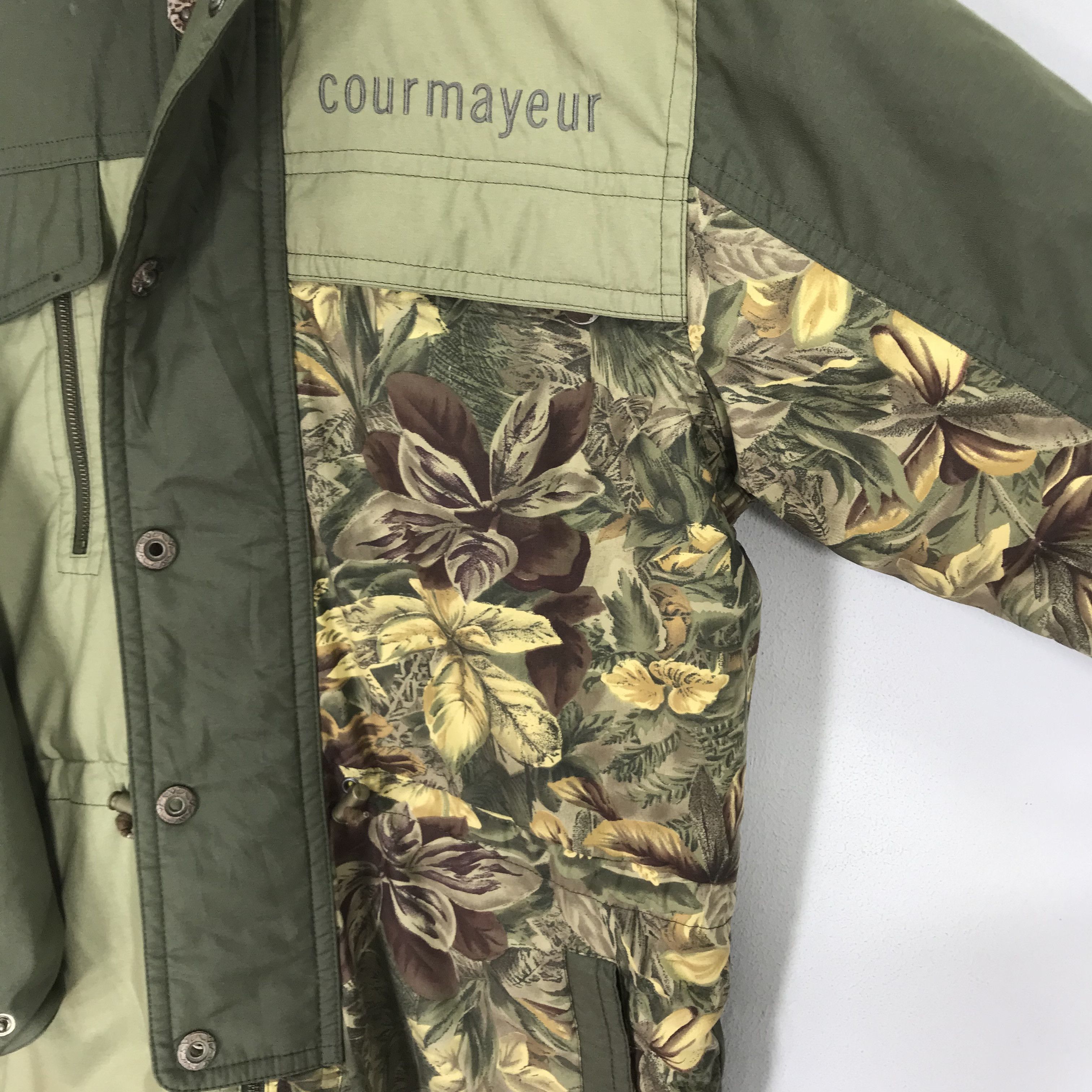 Japanese Brand Vintage 90's Courmayeur Japan Floral Ski Wear Size US L / EU 52-54 / 3 - 7 Thumbnail