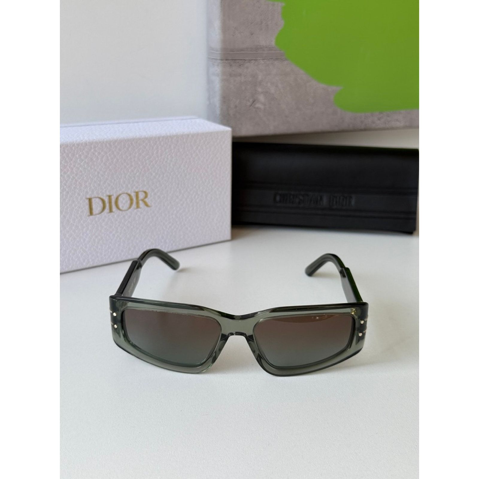 Dior NEW Dior Signature S9U Slim Mask Sunglasses in Green Size ONE SIZE - 5 Thumbnail