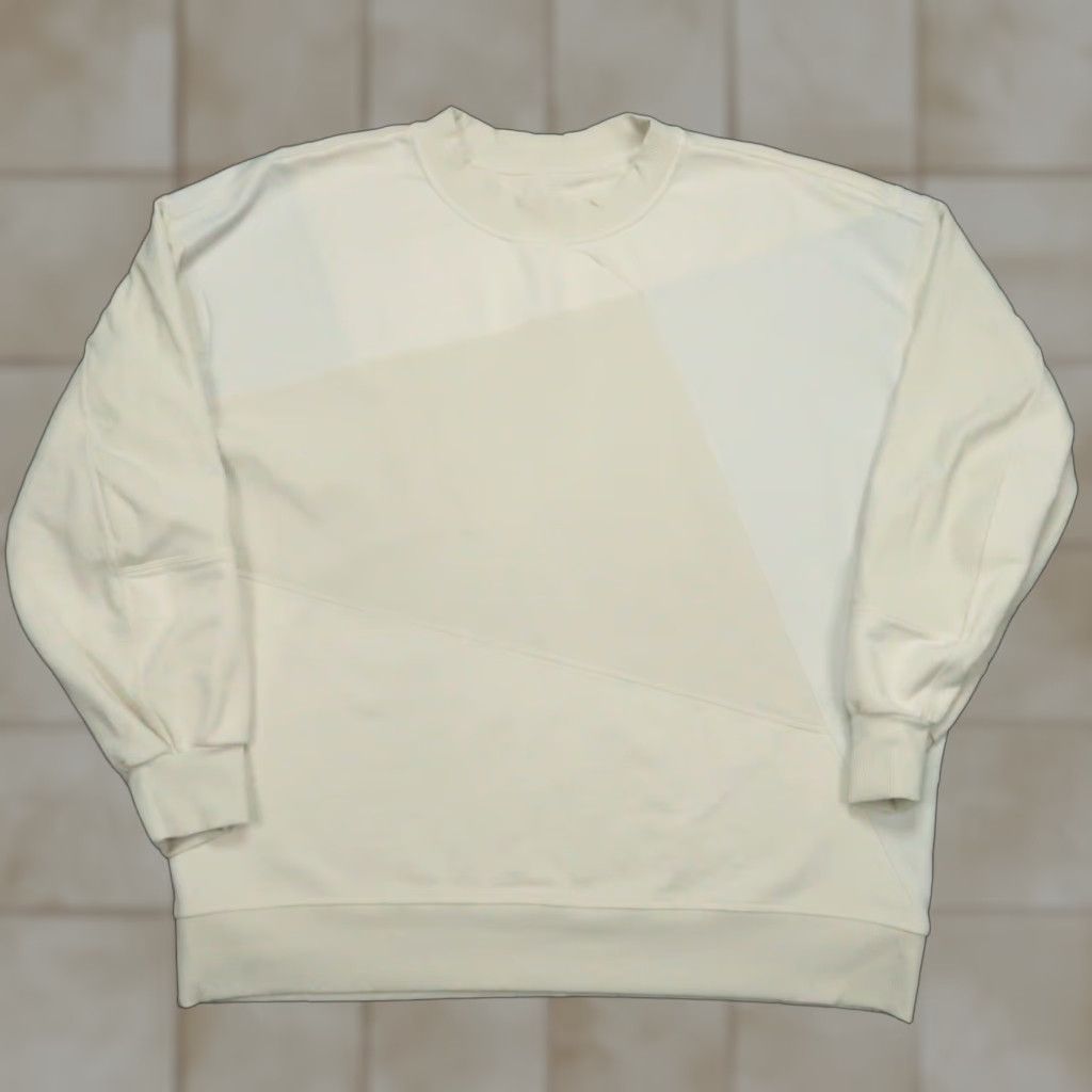 Lululemon Lululemon Sweatshirt Womens Extra Large Cream Perfectly Oversized Crew Pullover Size XL / US 12-14 / IT 48-50 - 1 Thumbnail