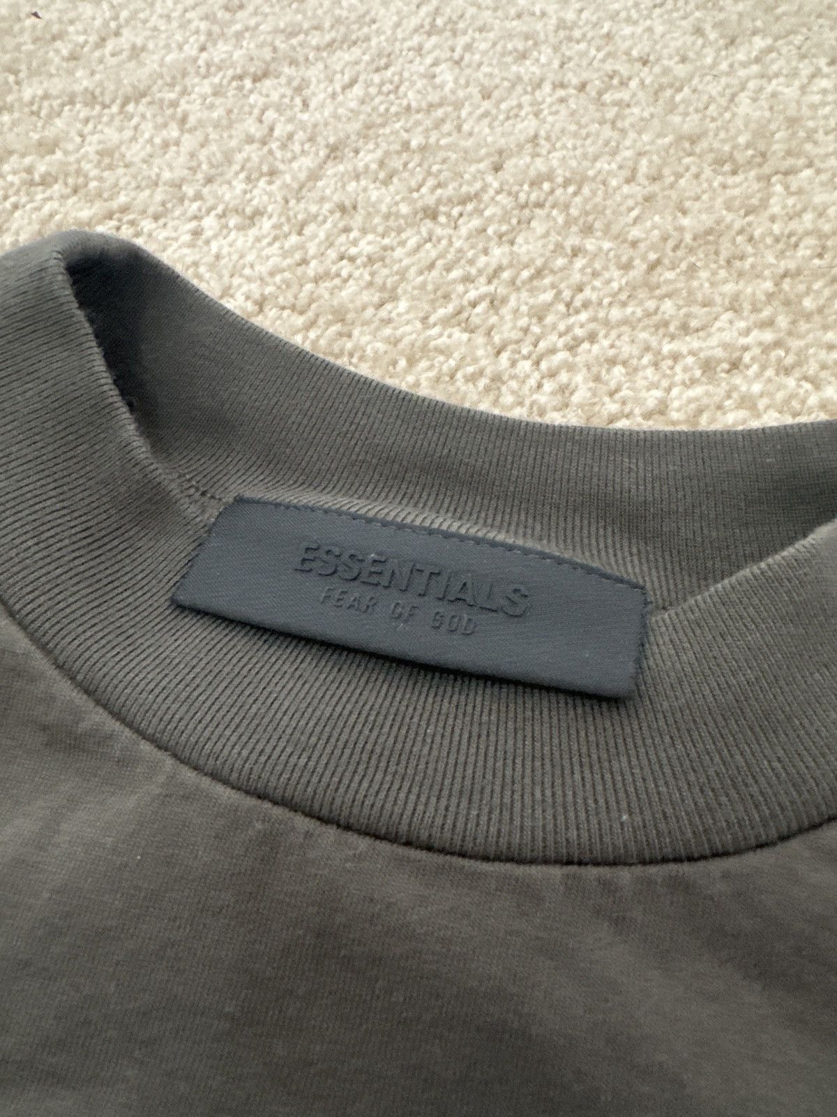 Essentials Fear of God Essentials Short Sleeve Tee ‘Ink’ Size US S / EU 44-46 / 1 - 3 Thumbnail