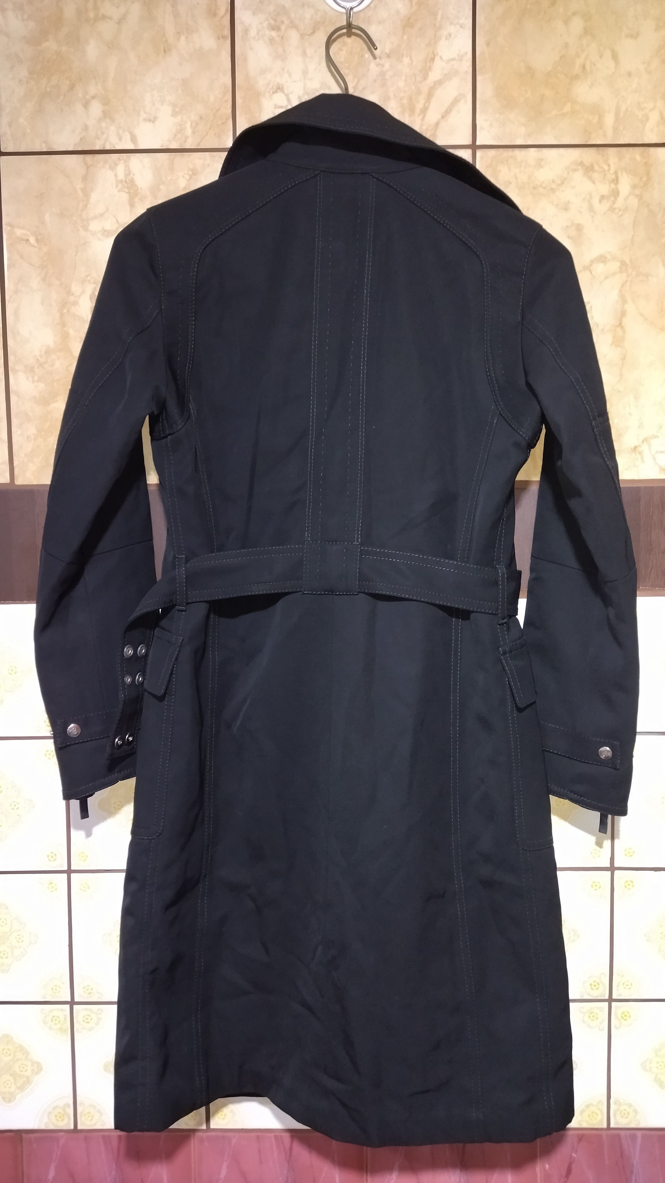 Gianfranco Ferre Vintage Excellent 👍👍 White Gianfranco Ferre womens coat Size M / US 6-8 / IT 42-44 - 2 Thumbnail