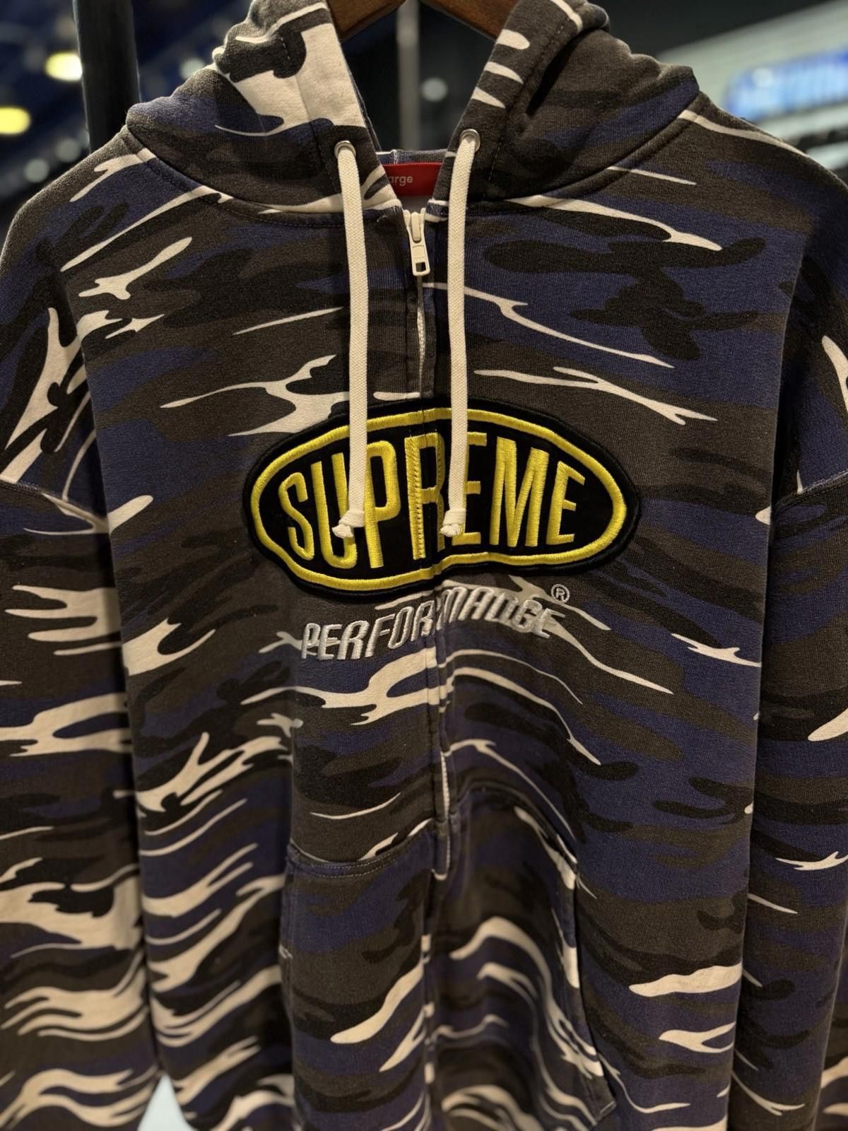Supreme Supreme Performance Zip Up Hooded Sweatshirt Blue Camo (XL) Size US XL / EU 56 / 4 - 2 Thumbnail