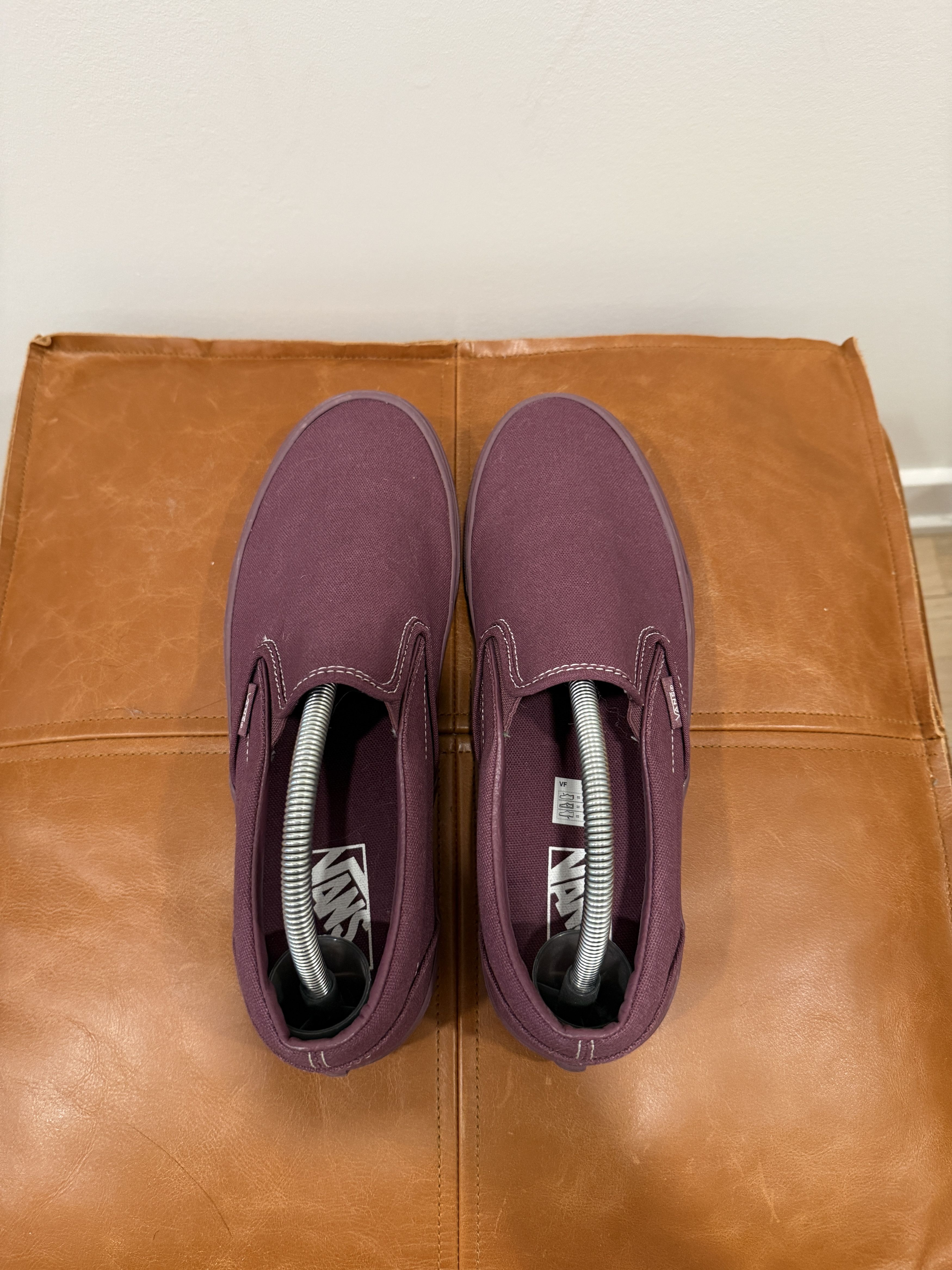 Vans NWT Vans Classic Slip-On (Plum Wine Mono) Size US 9.5 / EU 42-43 - 3 Thumbnail