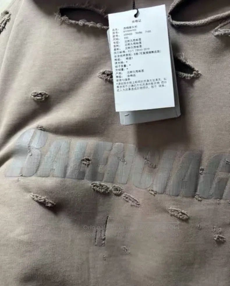 Balenciaga Balenciaga Destroyed hooded sweatshirt Size US XXS / EU 40 - 2 Thumbnail