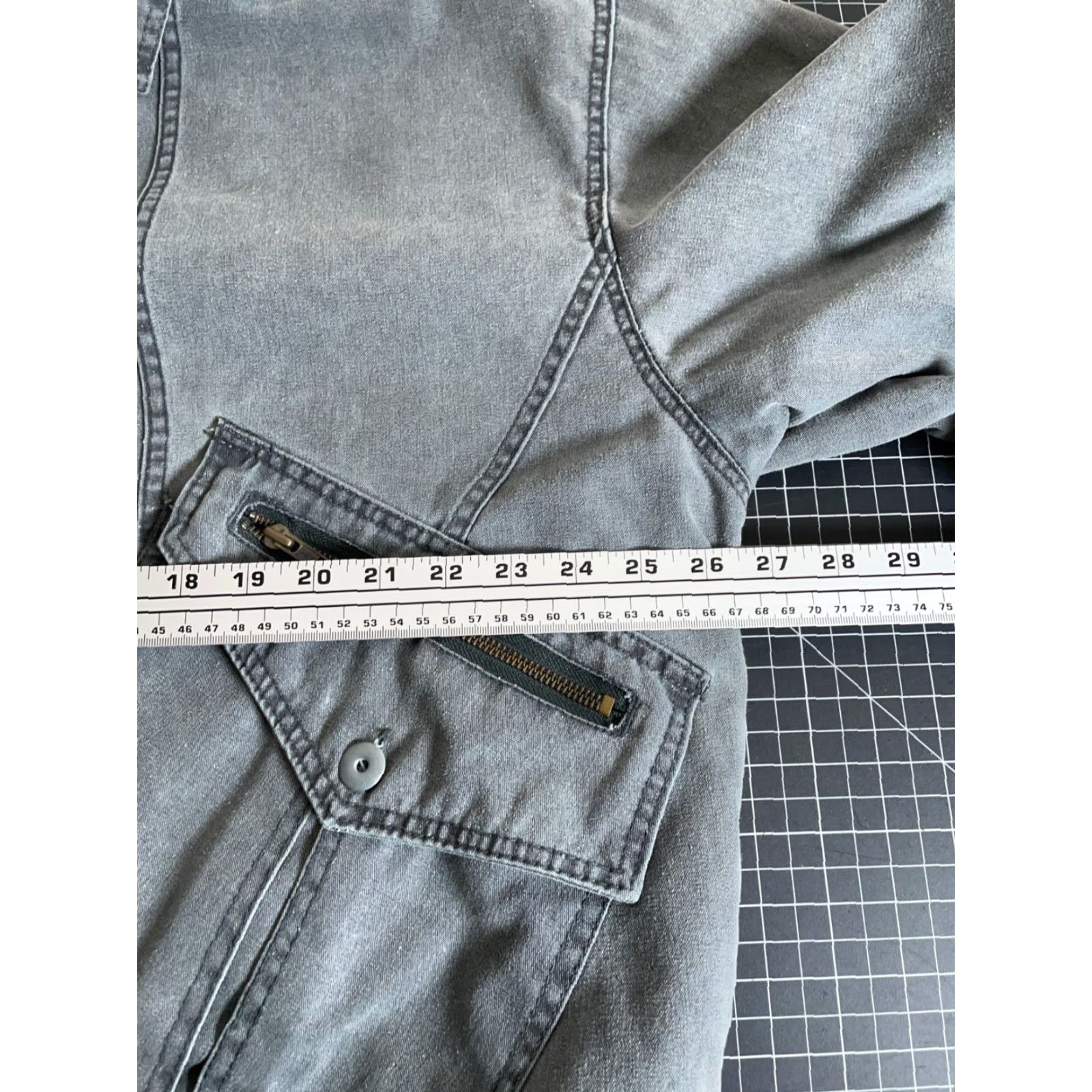 Etro VINTAGE Horseradish 90s Canvas Jacket Gray XL Men Zip Up Casual Military Jacket Pattern Solid Lined Pockets Retro Movie Marty McFly Style Cosplay Size US XL / EU 56 / 4 - 5 Thumbnail