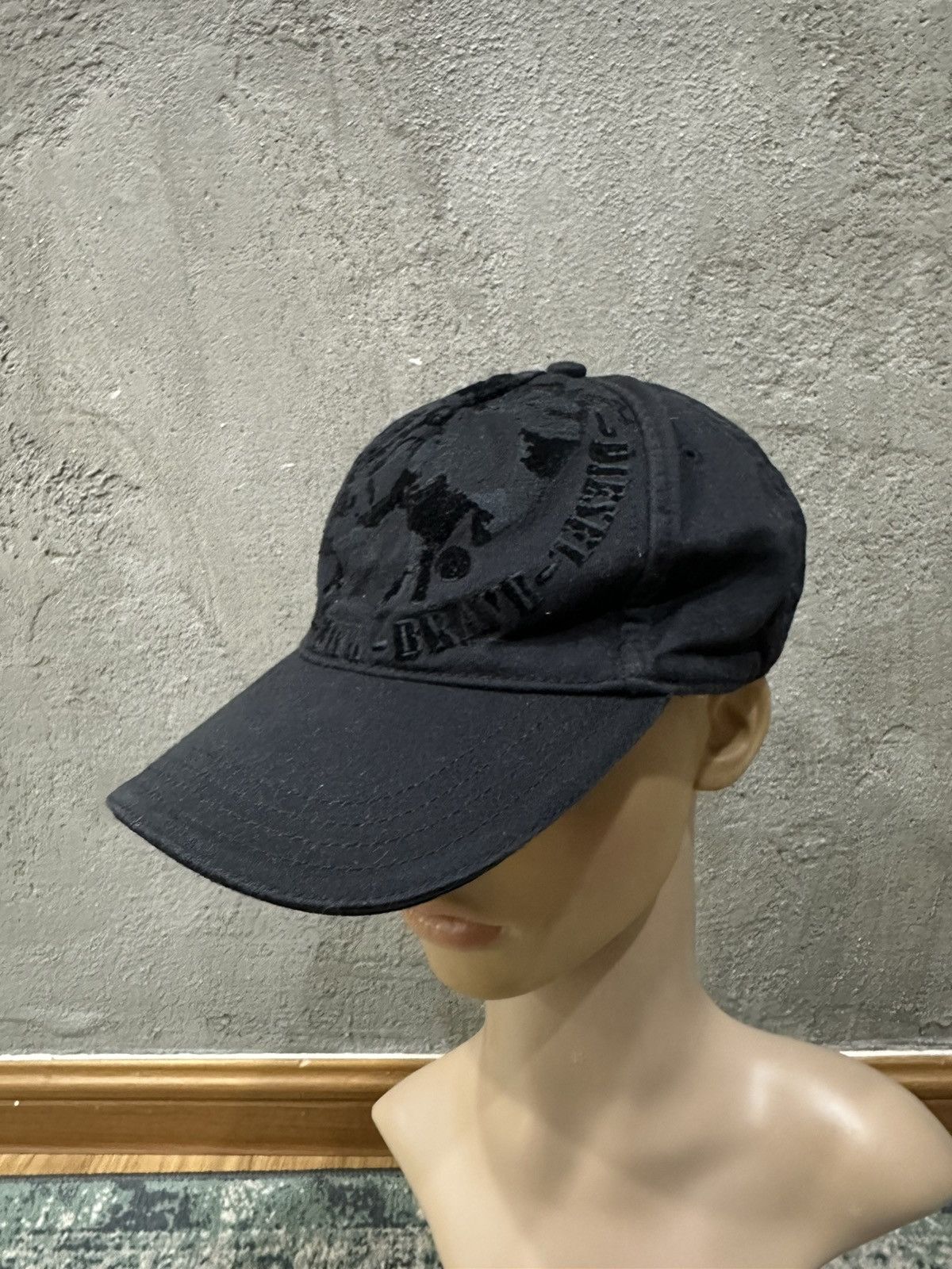 Diesel Diesel Black Velvet Hat Size ONE SIZE - 8 Thumbnail