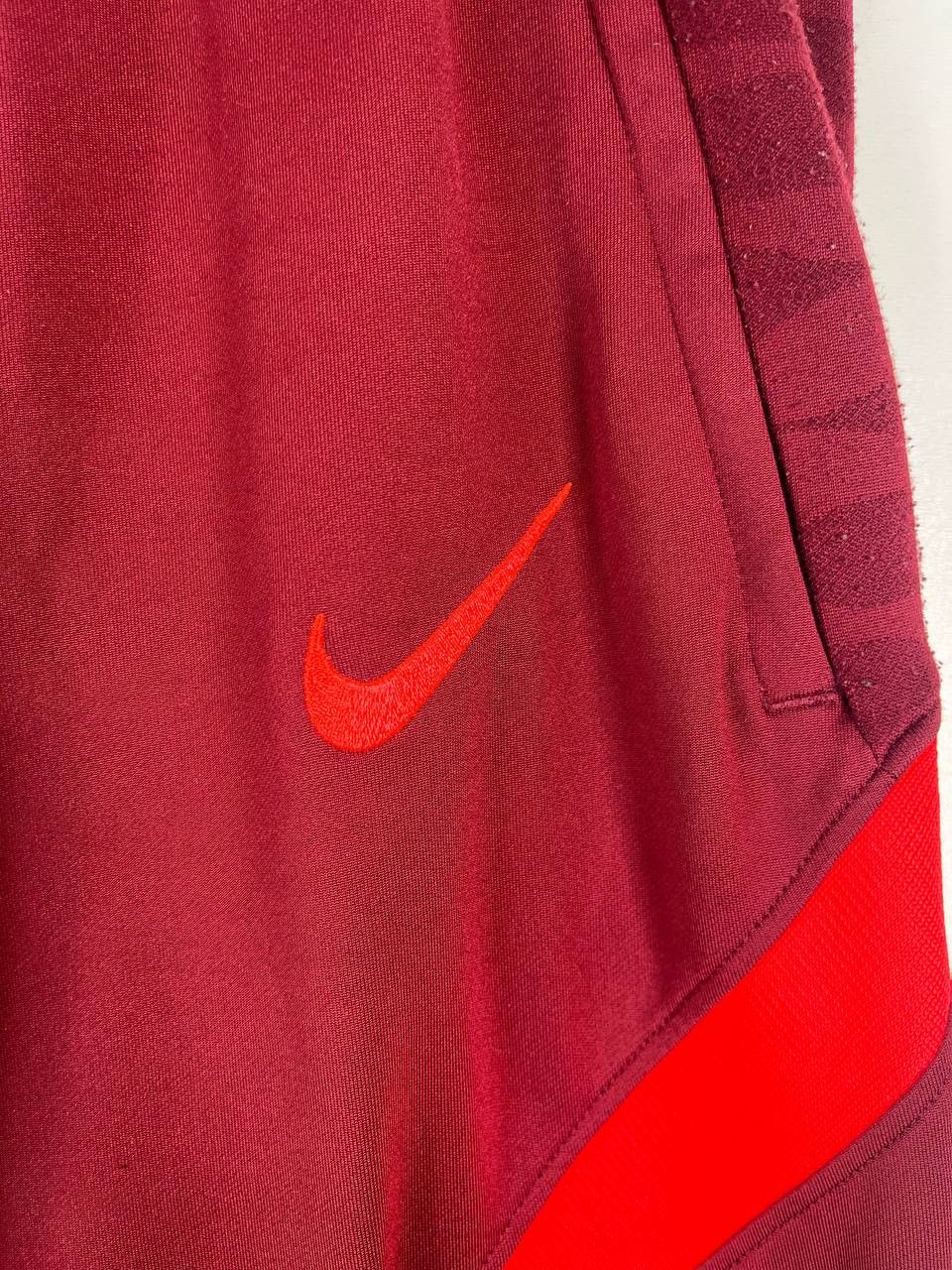 Nike Liverpool Nike Training Pants Dri-Fit Maroon Track Size XL Size US 36 / EU 52 - 3 Thumbnail