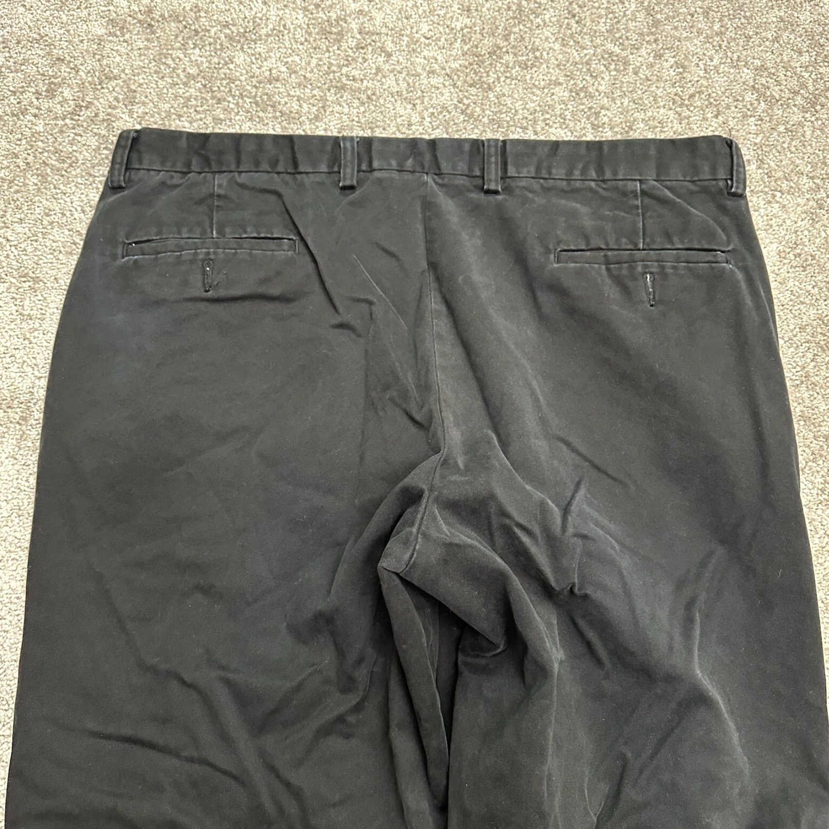 Dockers Dockers Pants Mens 40x32 Black Dress Flat Front Relaxed Straight Classic Mens Size US 40 / EU 56 - 4 Thumbnail