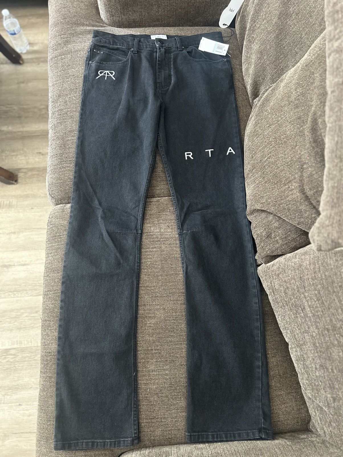 Rta RTA Brand Black Logo Jean Size US 31 - 1 Thumbnail