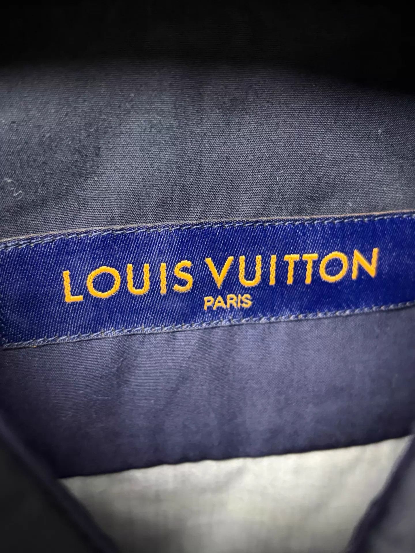 Louis Vuitton LV Damier Azur short-sleeve shirt XS navy NWT Size US XS / EU 42 / 0 - 3 Thumbnail