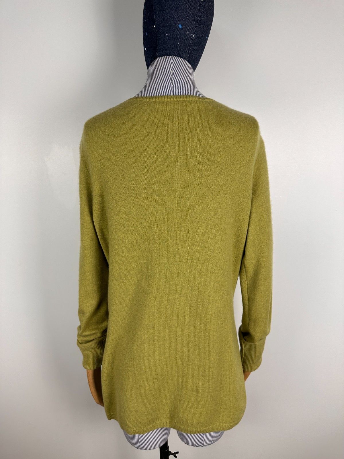 Uniqlo Uniqlo Cashmere V Neck Long Sleeve Knit Jumper Womens Size L Size L / US 10 / IT 46 - 5 Thumbnail