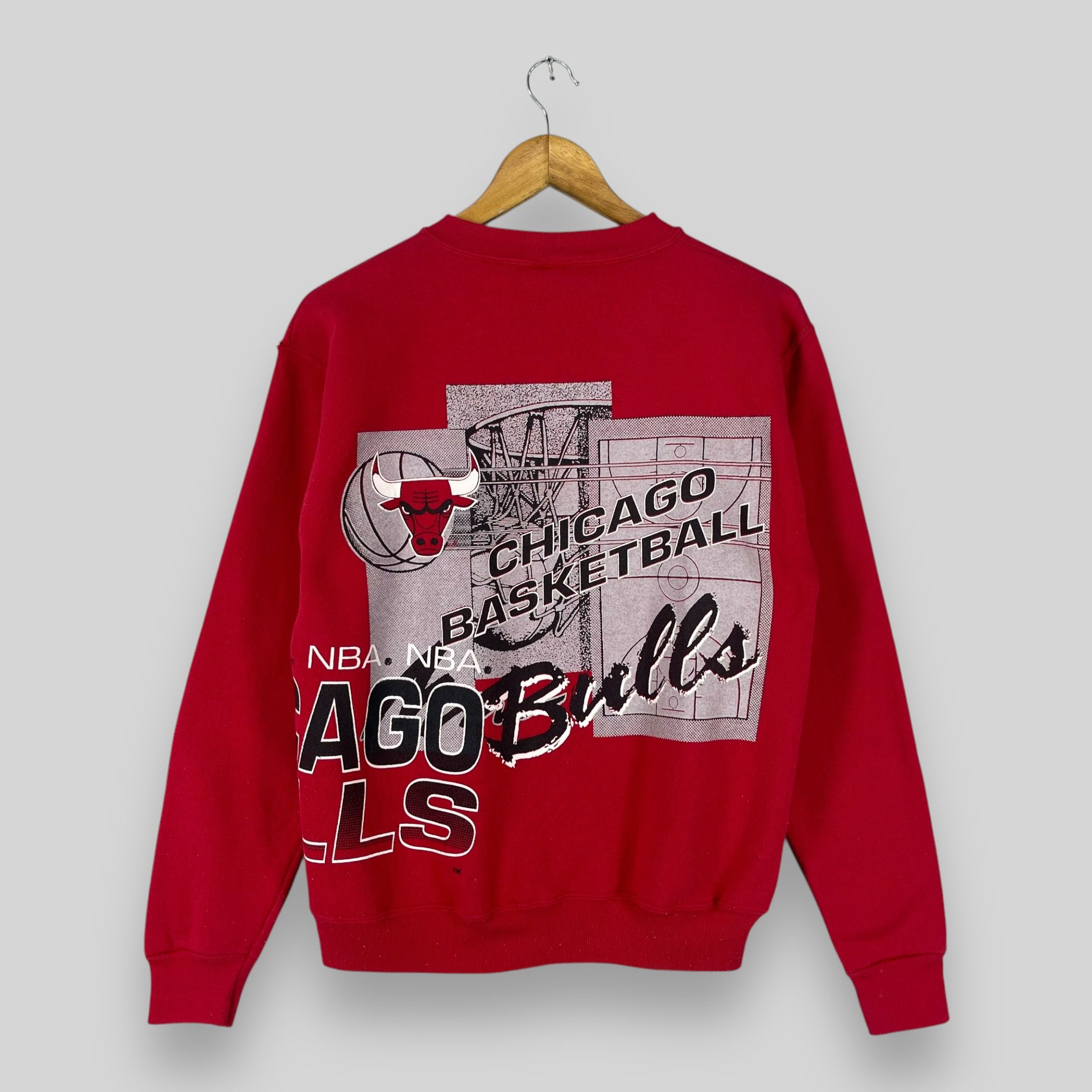 NBA Vintage 90's Logo 7 CHICAGO BULLS Nba Sweatshirt Size US S / EU 44-46 / 1 - 8 Thumbnail