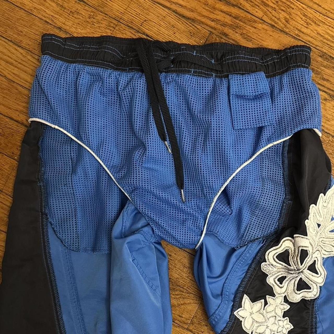 Speedo Men’s Speedo Vintage 90s Floral Blue Swim Trunks Shorts Size US 34 / EU 50 - 7 Thumbnail