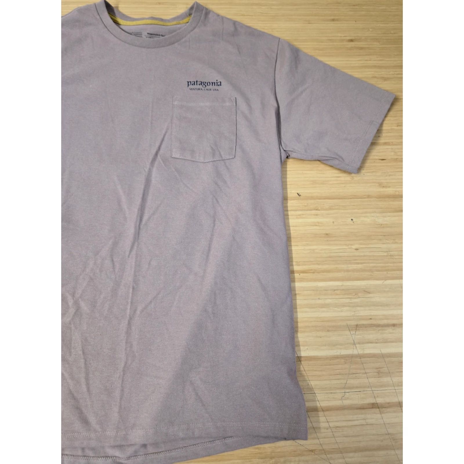 Patagonia Patagonia Shirt Mens Medium Responsibili-Tee Pocket Climbing Wilderness Graphic Size US M / EU 48-50 / 2 - 2 Thumbnail