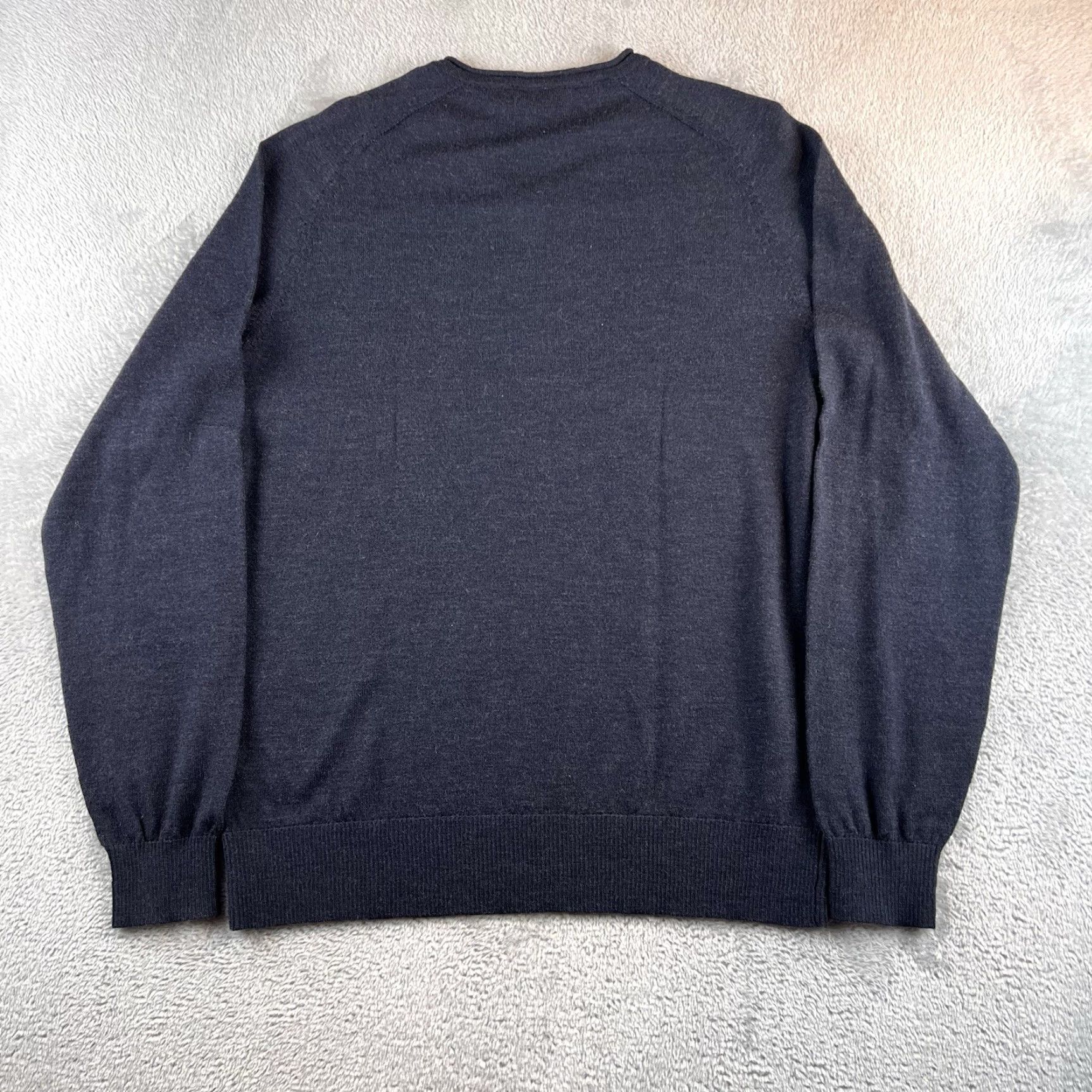 Rodd & Gunn Rodd & Gunn V-Neck Pullover Sweater Mens M Blue 100% Extra Fine Merino Wool Regular Fit Knit Logo Casual Vintage No Size US L / EU 52-54 / 3 - 6 Thumbnail