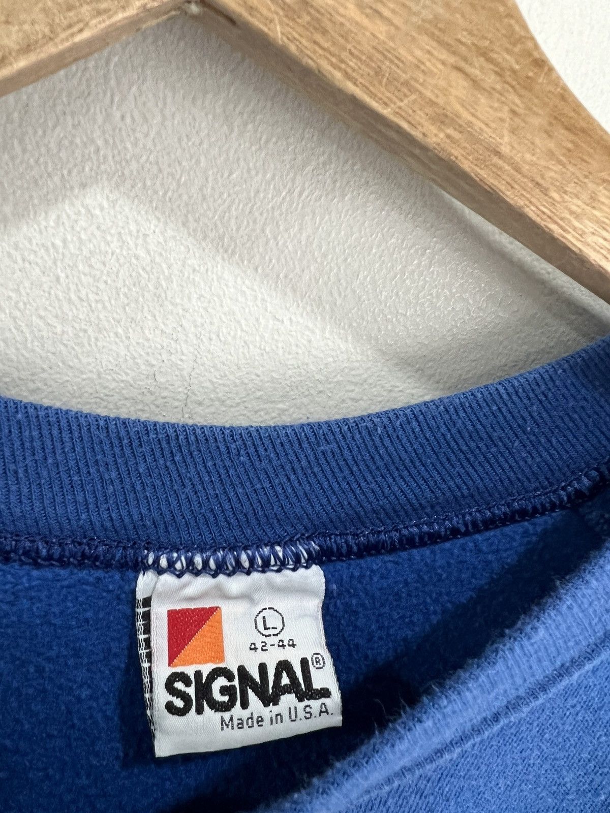 Vintage Vintage 90s France Sweater Sweatshirt spellout location Size US M / EU 48-50 / 2 - 4 Thumbnail