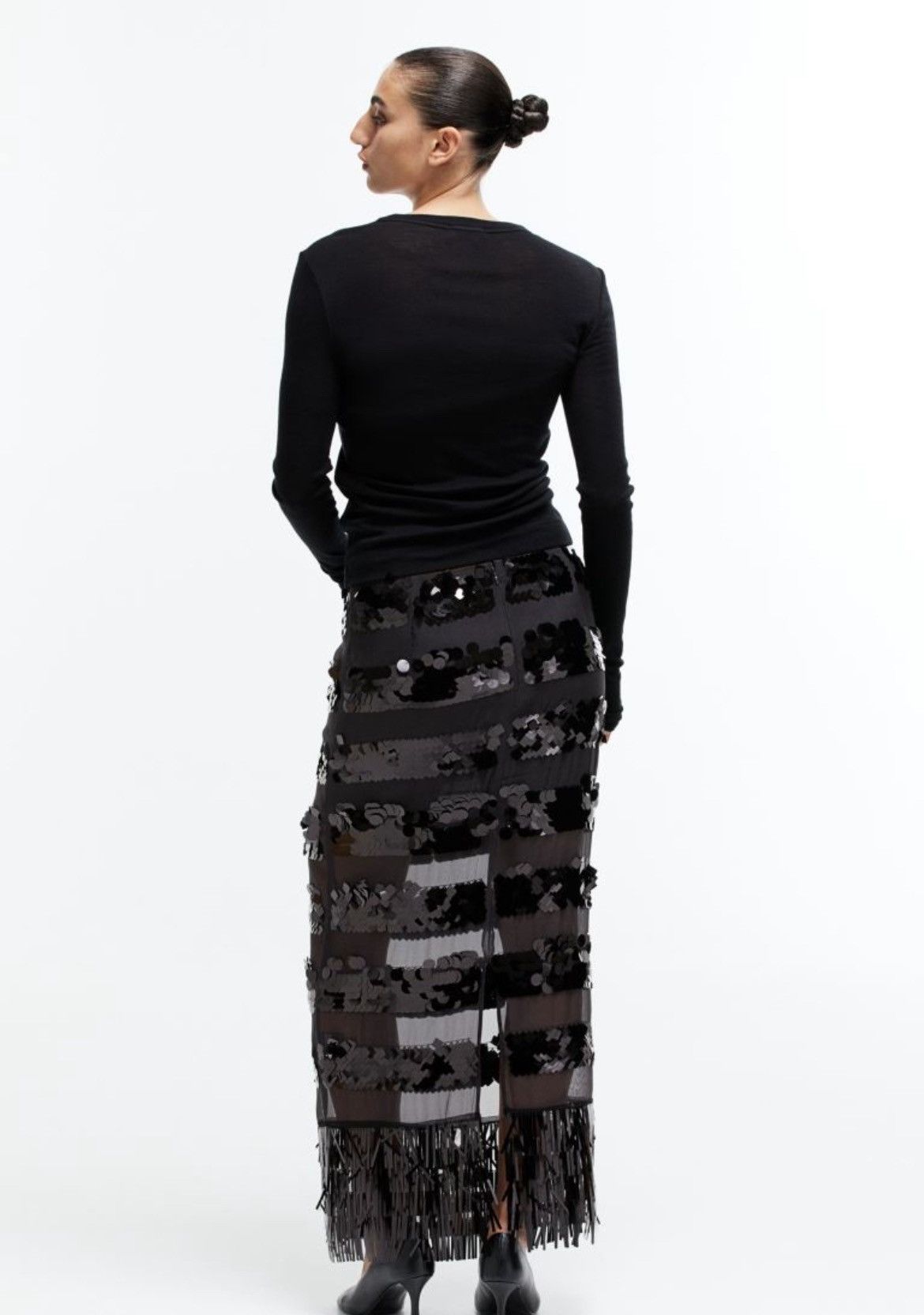 H&M H & M long sequin skirt Size 26" / US 2 / IT 38 - 4 Thumbnail