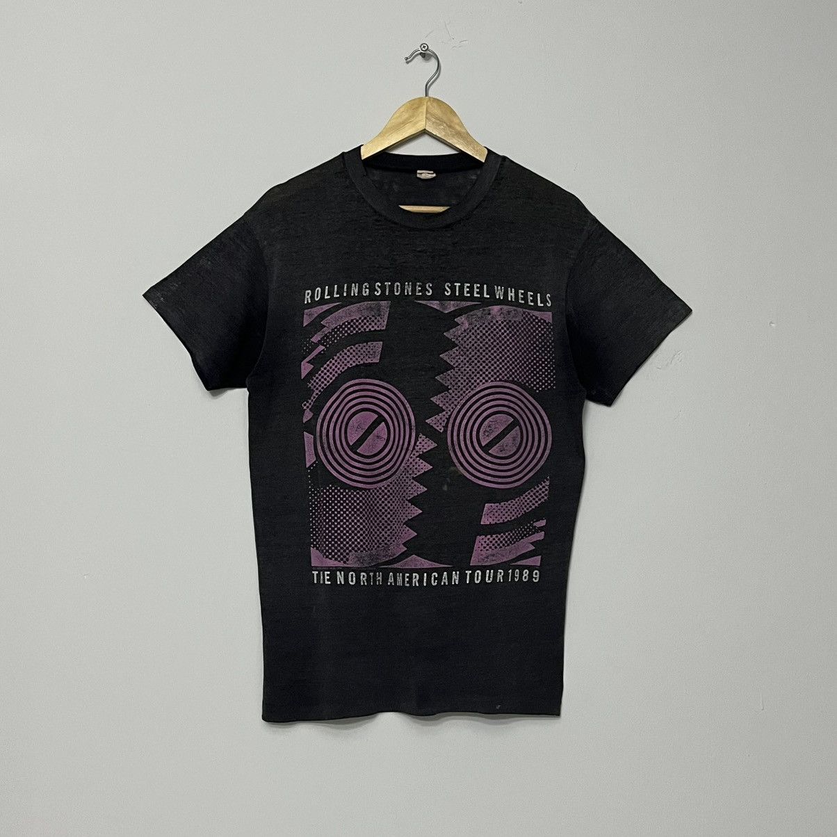 Band Tees × The Rolling Stones × Vintage Vintage Rolling Stones Steel Wheels 1989 distressed size L Size US L / EU 52-54 / 3 - 1 Thumbnail