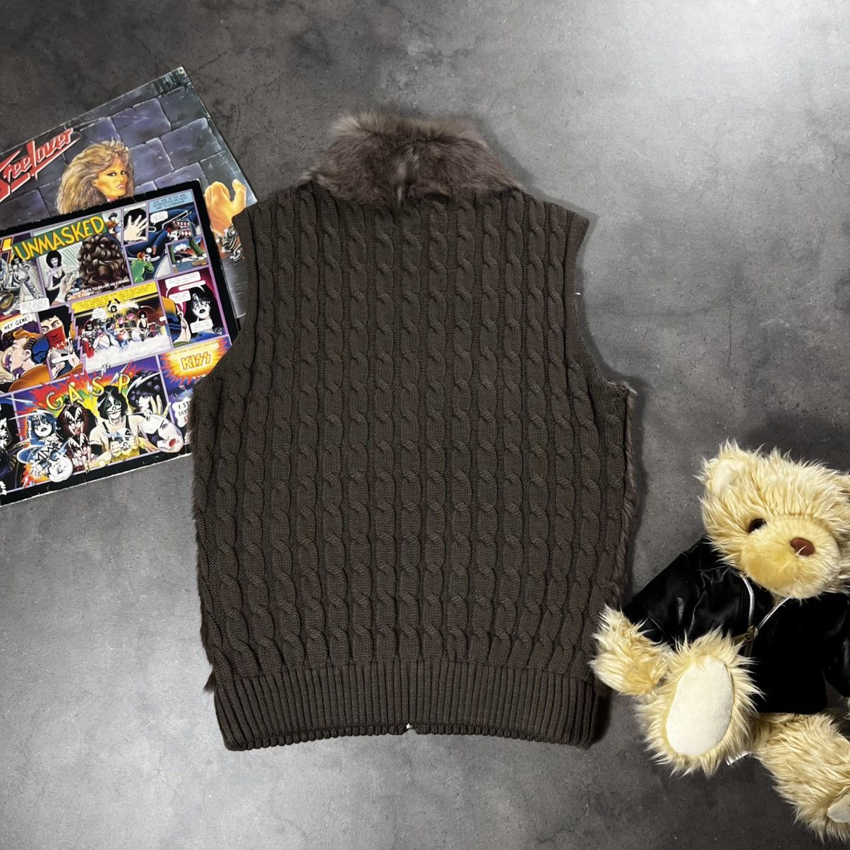 Japanese Brand Vintage Y2K Avant Garde Real Rabbit Fur Bomber Vest Jacket Size US S / EU 44-46 / 1 - 9 Thumbnail