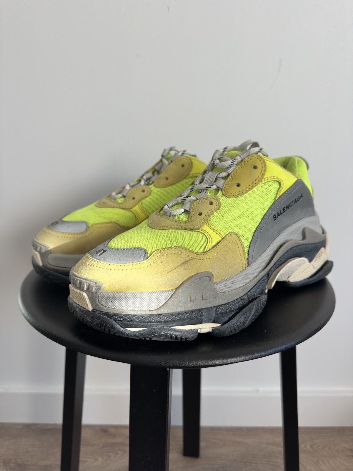 Balenciaga Balenciaga 'Triple S' Neon Grey Metallic - EU 41 / US Mens 8 Size US 8 / EU 41 - 2 Thumbnail