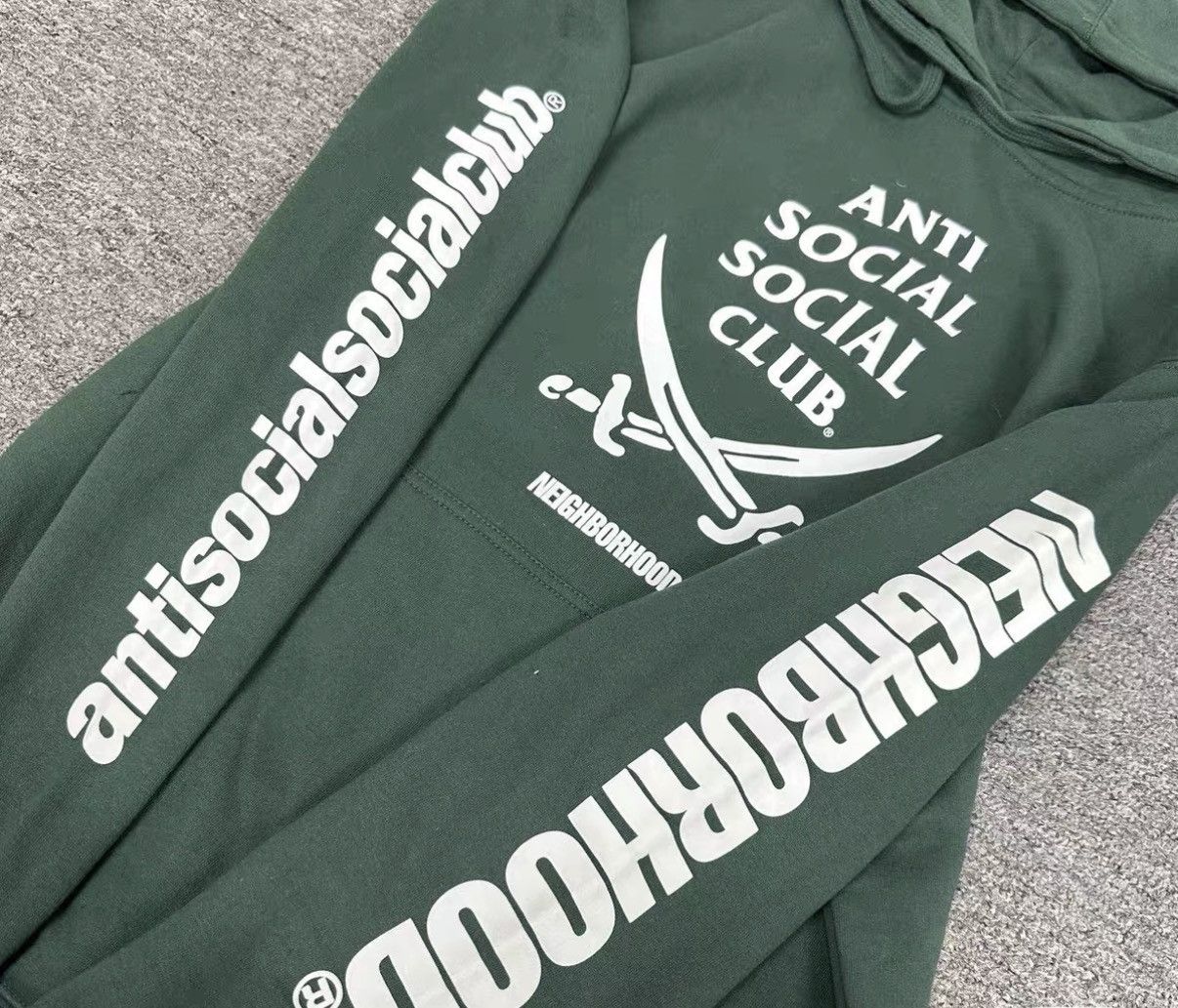 Neighborhood Neighborhood Logo Hoodie J16 Size US S / EU 44-46 / 1 - 4 Thumbnail
