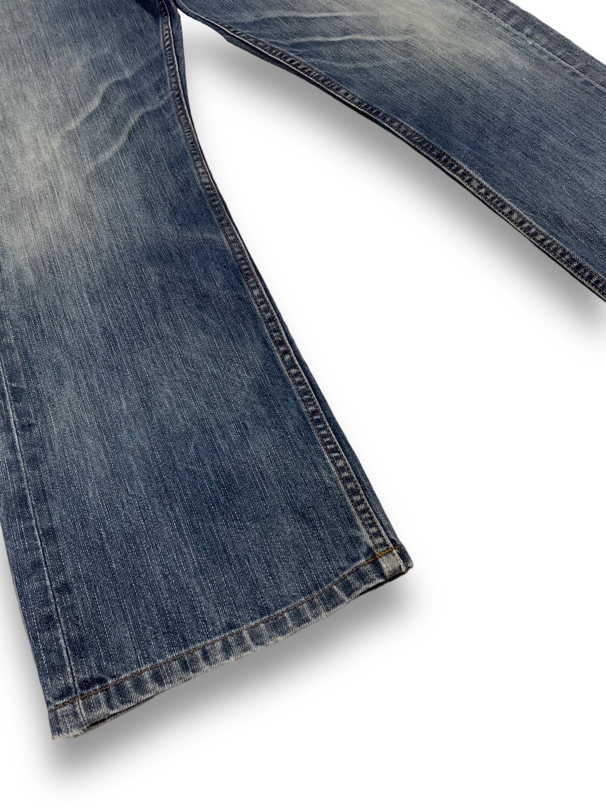 Uniqlo Vintage Uniqlo UJ Faded Wash Loose Straight Distressed Jeans Size US 30 / EU 46 - 10 Thumbnail
