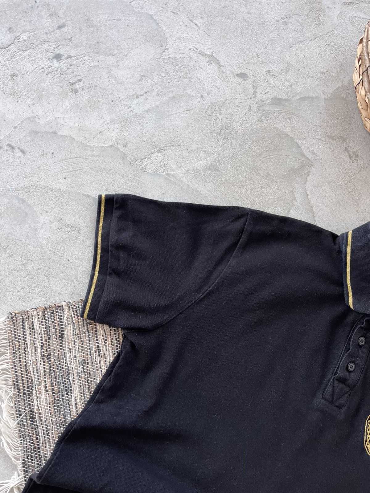 Versace Jeans Couture Vintage Versace Jeans Couture Black Gold Luxury Polo Tshirt Size US XXL / EU 58 / 5 - 2 Thumbnail