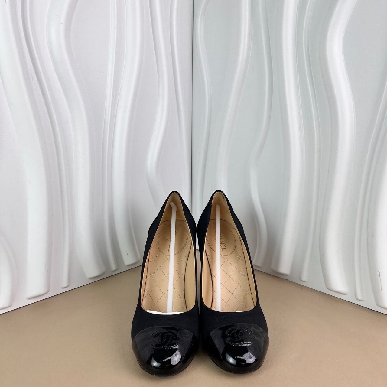 Chanel Chanel Black Suede & Patent Leather Cap Toe High Heels Size Size US 8 / IT 38 - 8 Thumbnail