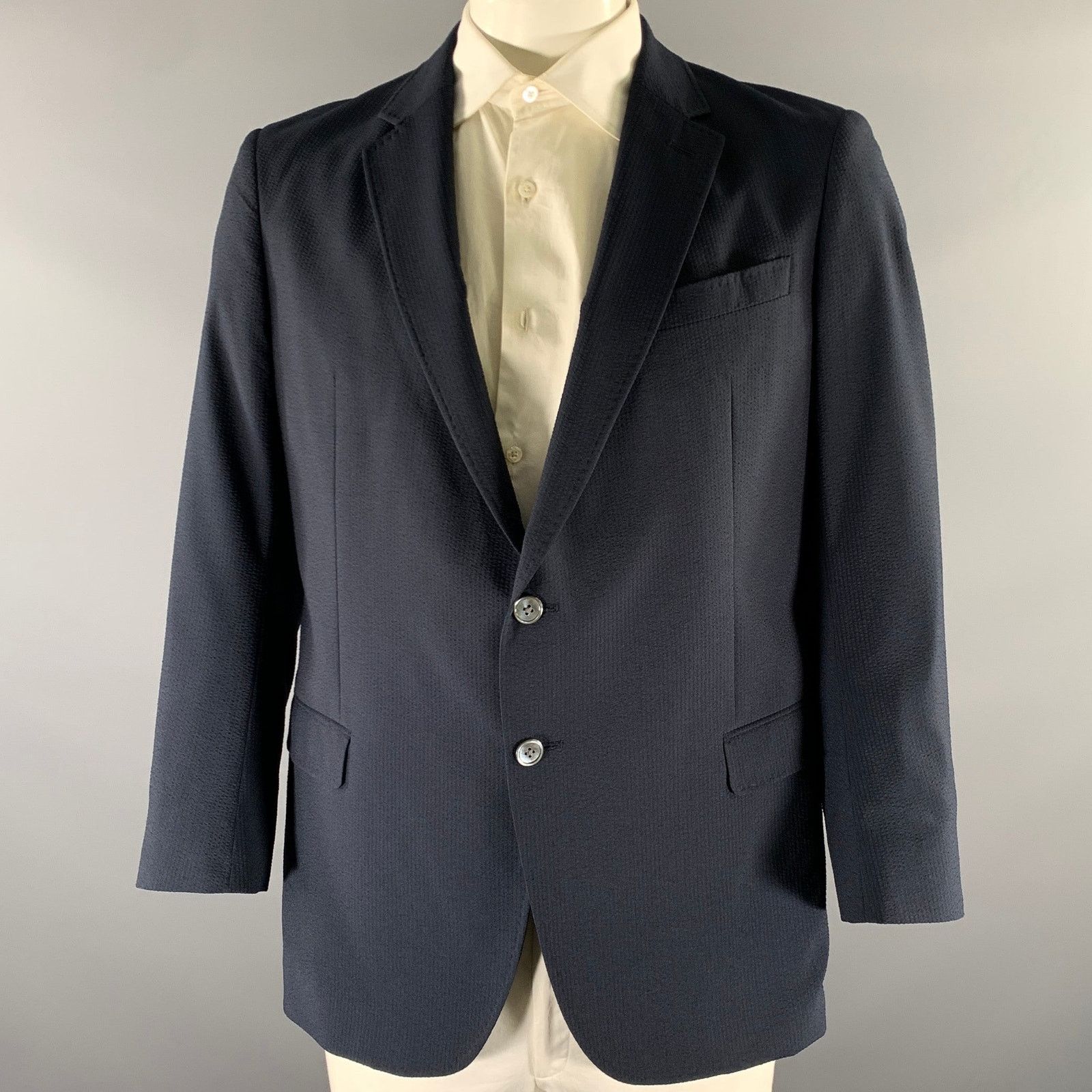 Armani Collezioni ARMANI COLLEZIONI 44 Navy Seersucker Polyester Sport Coat Size 44R - 1 Thumbnail
