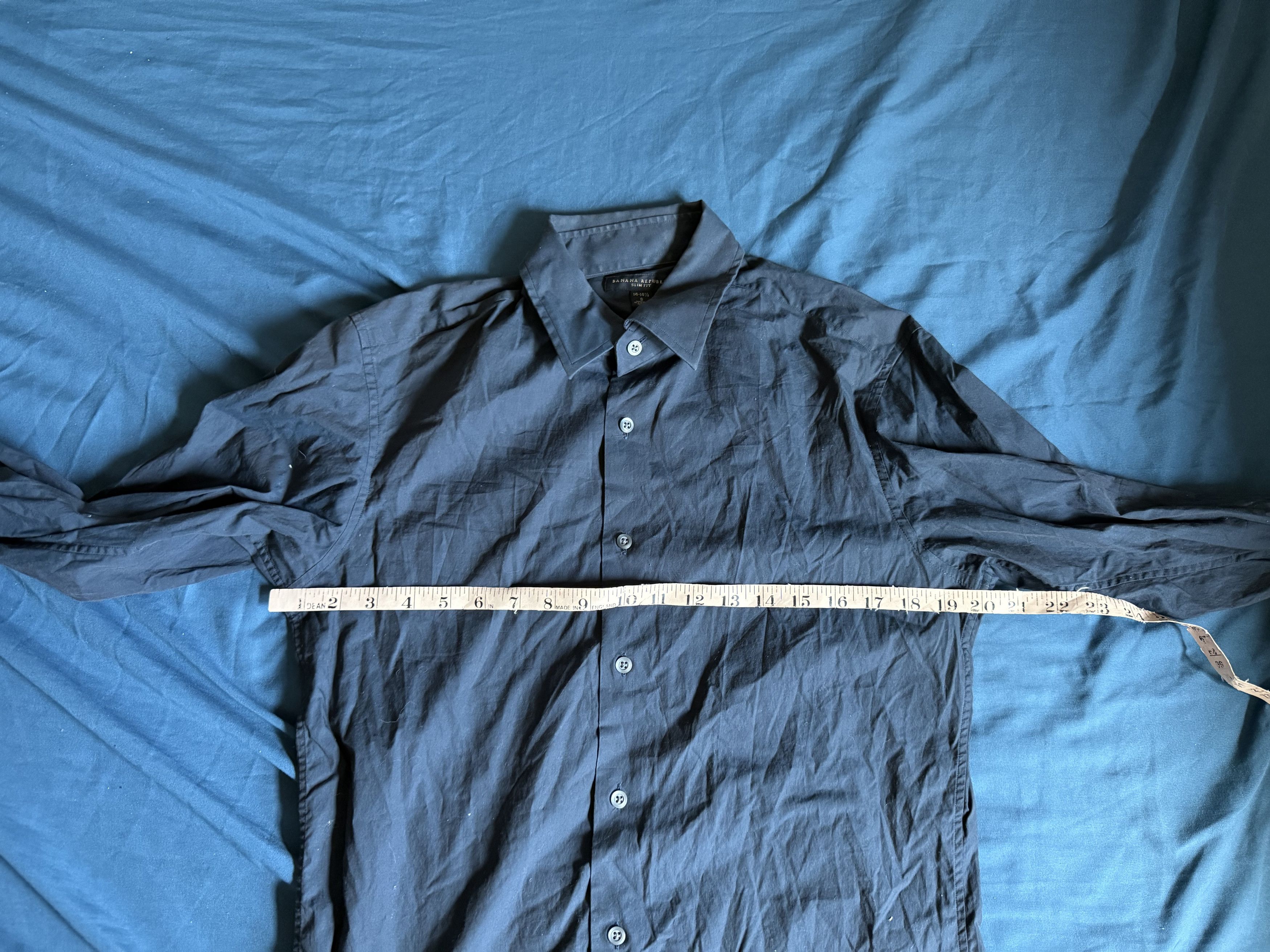 Banana Republic Banana Republic button up shirt slim fit small $89.50 Size US S / EU 44-46 / 1 - 2 Thumbnail