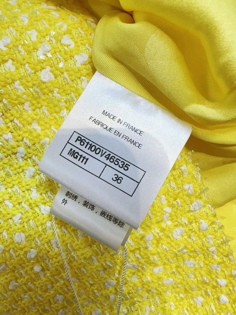 Chanel Chanel 19S yellow and white stand-up collar braided soft t Size XS / US 0-2 / IT 36-38 - 7 Thumbnail