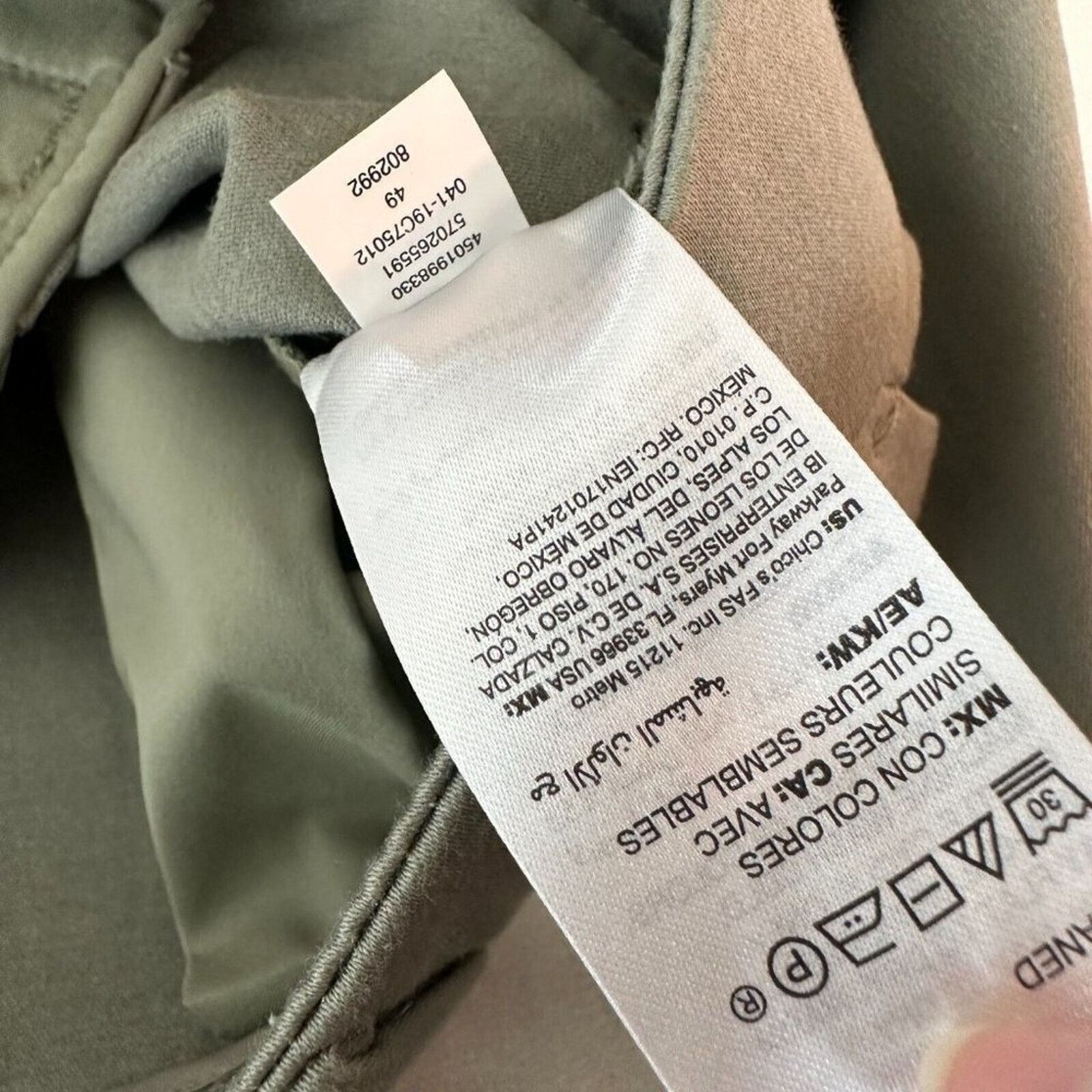Chicos NWT Chico's Stretch Straight Cuffed Crop Pant Olive Gray 10 Size 32" / US 10 / IT 46 - 10 Thumbnail
