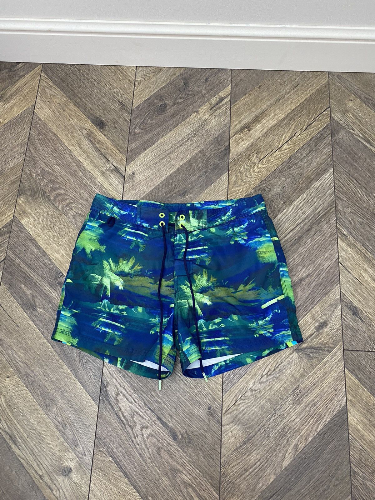 Designer × Vintage Vintage Sundek printed swim shorts Size US 29 - 2 Thumbnail