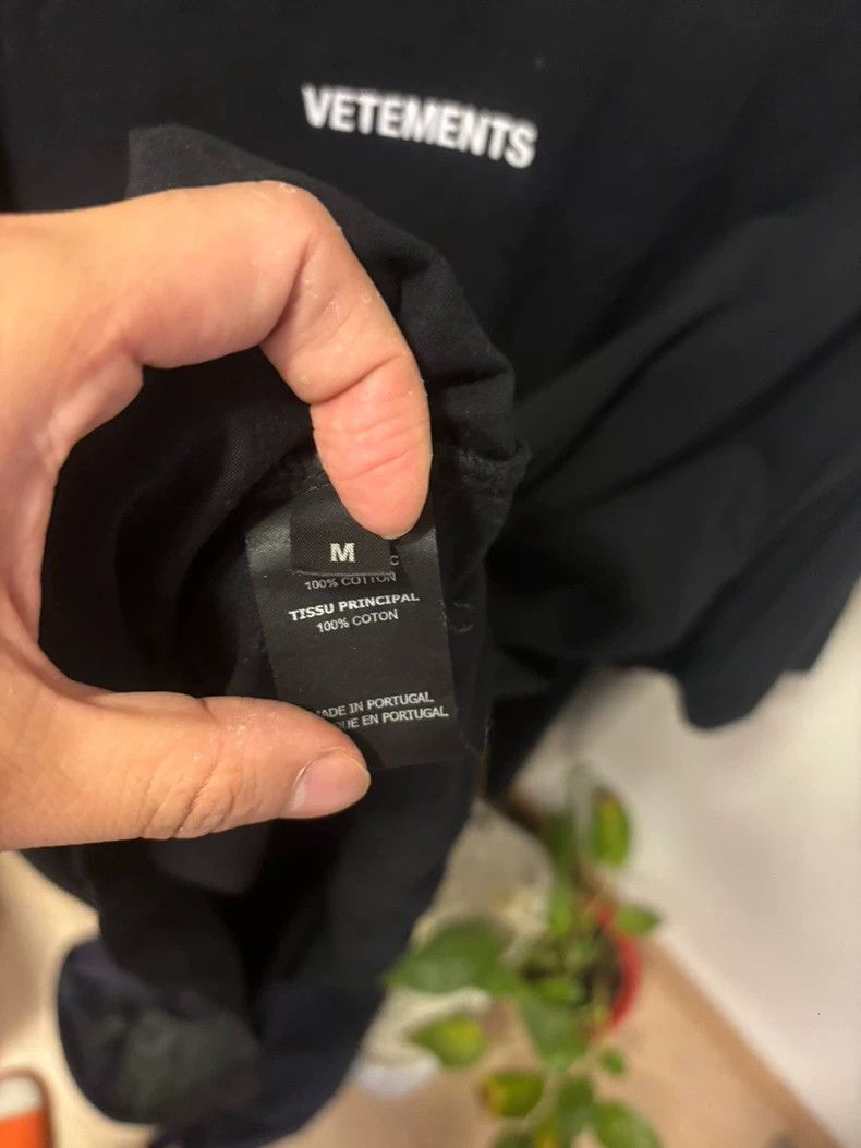 Vetements Vetements Black short-sleeved shirt Size US M / EU 48-50 / 2 - 4 Thumbnail
