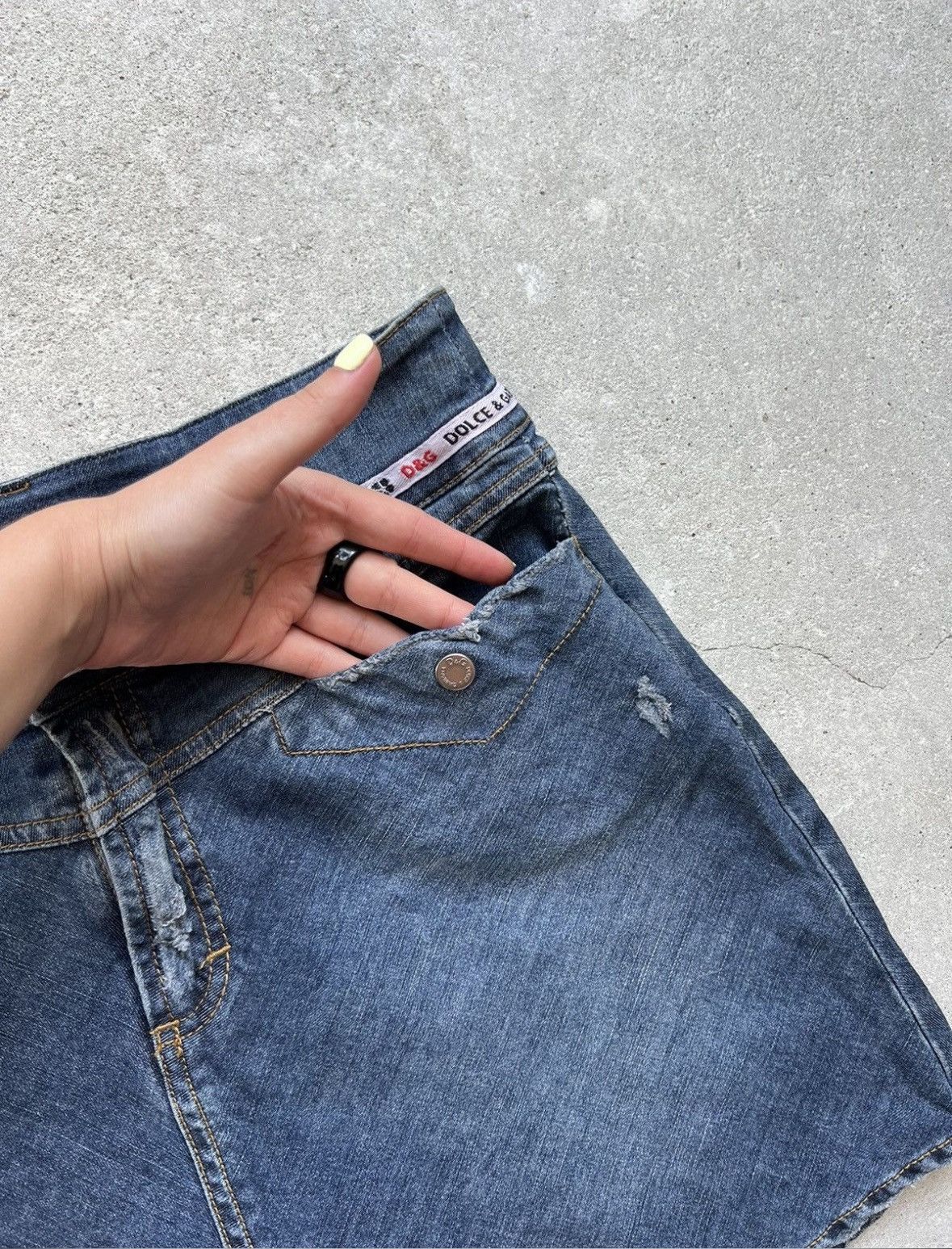 Dolce & Gabbana Vintage Dolce&Gabbana Denim Skirt Size 30" / US 8 / IT 44 - 7 Thumbnail