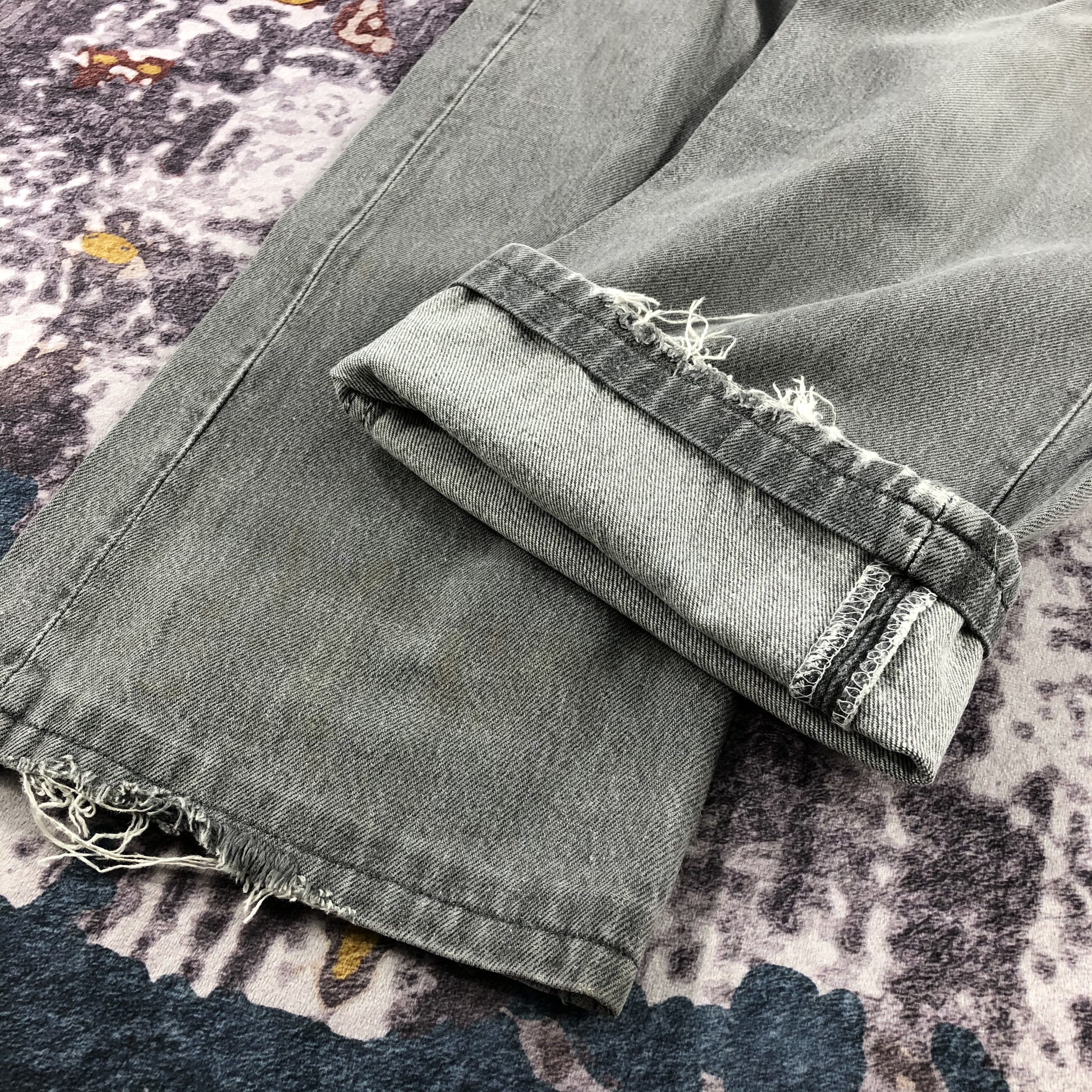 Levi's × Vintage Vintage 90s Faded Black Levis 501 Jeans-JM2394 Size US 37 - 9 Thumbnail