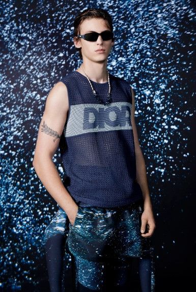 Dior o1w1db10824 Sleeveless T-Shirt in Navy Blue Size US XXL / EU 58 / 5 - 4 Thumbnail