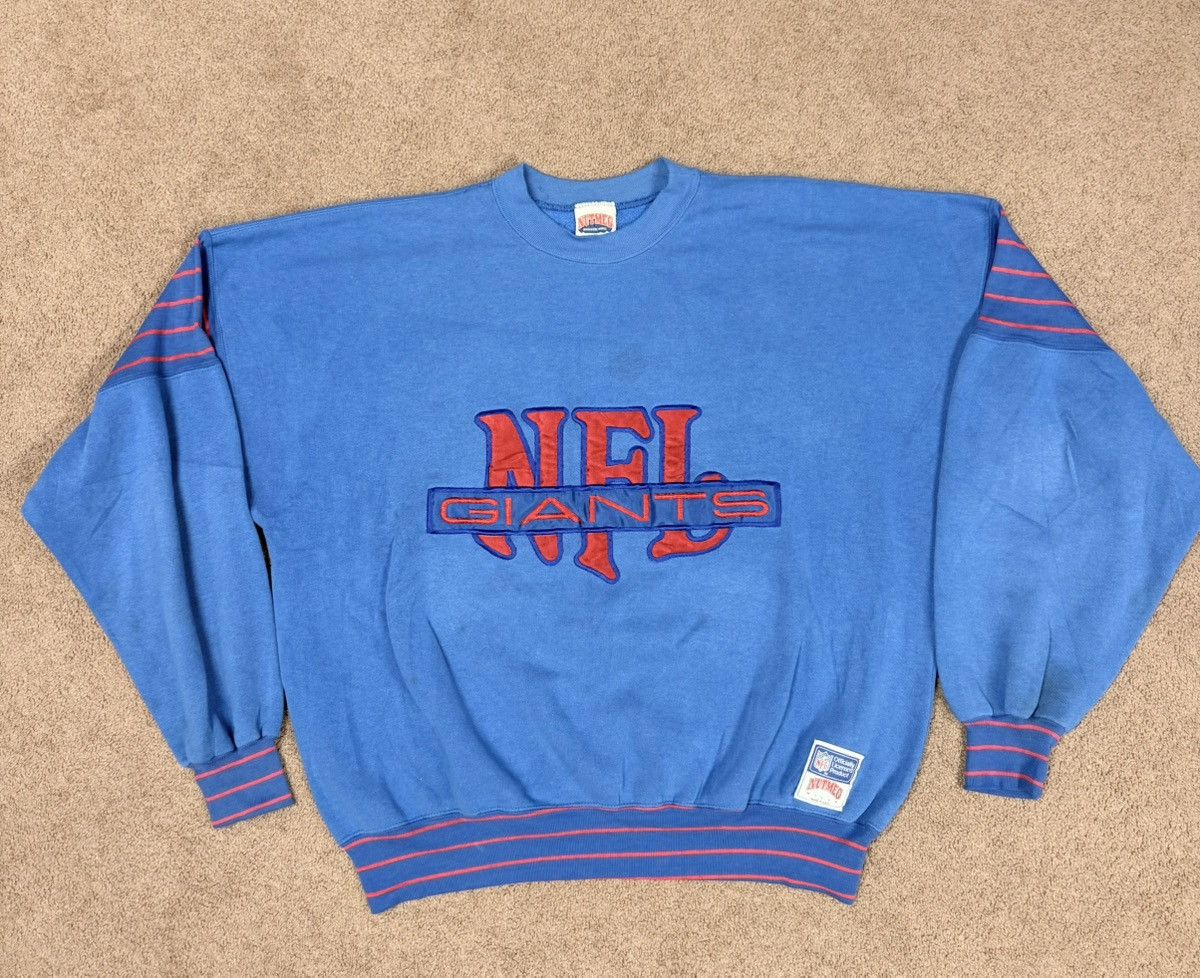 Nutmeg Vintage 1990’s New York Giants Nutmeg Embroidered Crew Neck Size US XL / EU 56 / 4 - 1 Thumbnail