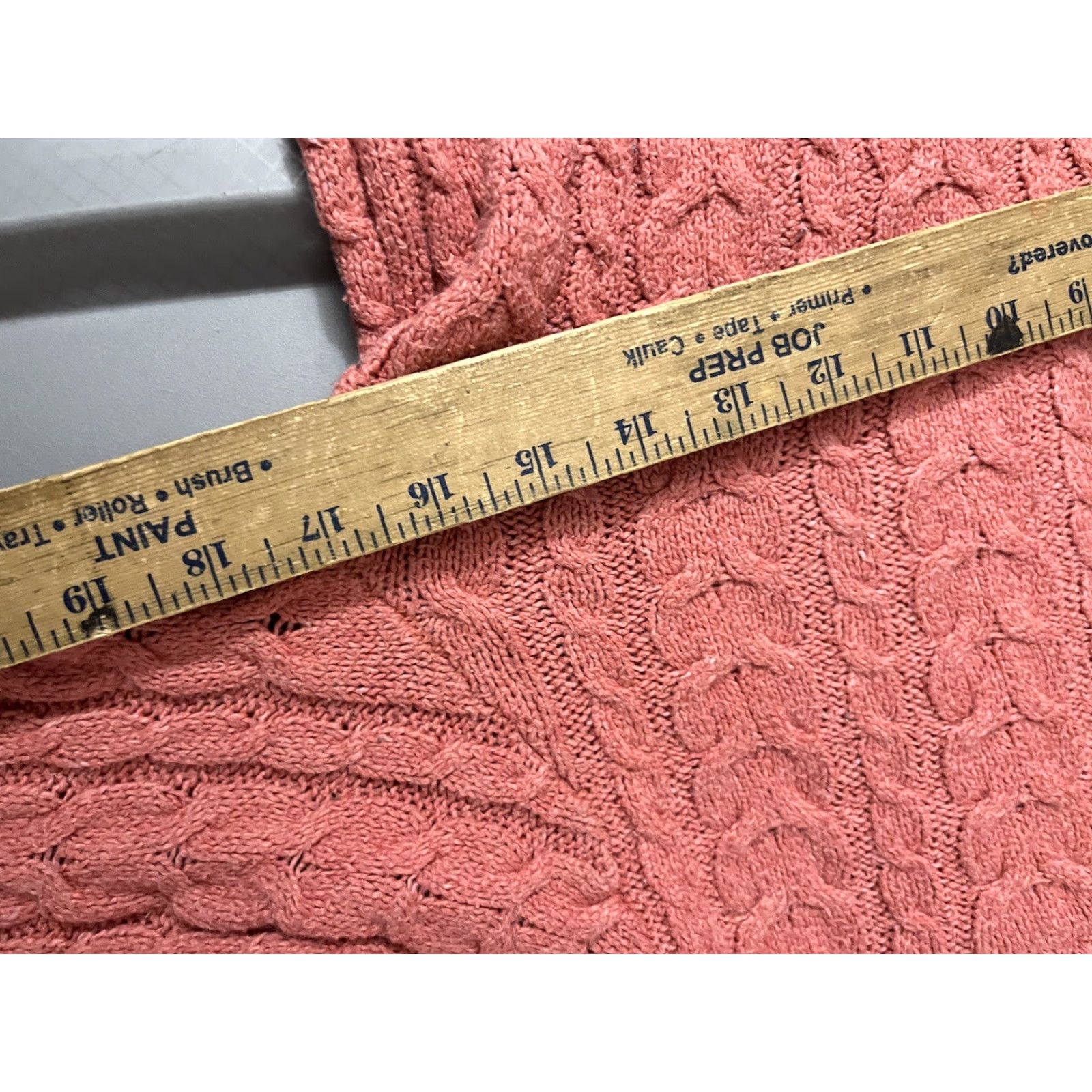 American Eagle Outfitters VINTAGE American Eagle Cable Knit Sweater Women Large Coral Pink Crew Neck Pullover Knit Size L / US 10 / IT 46 - 5 Thumbnail